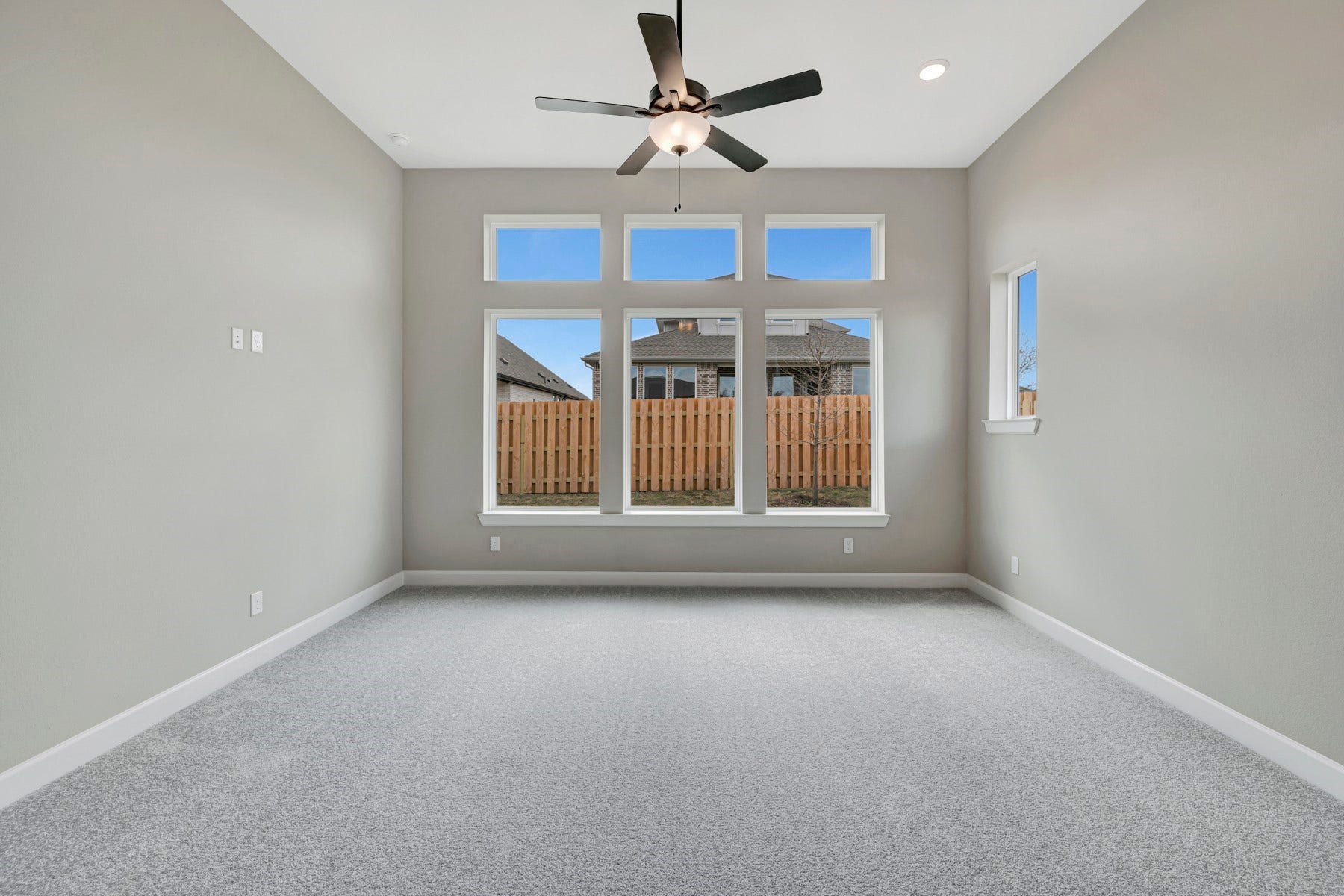 2335 Verano Street, Montgomery, TX 77316