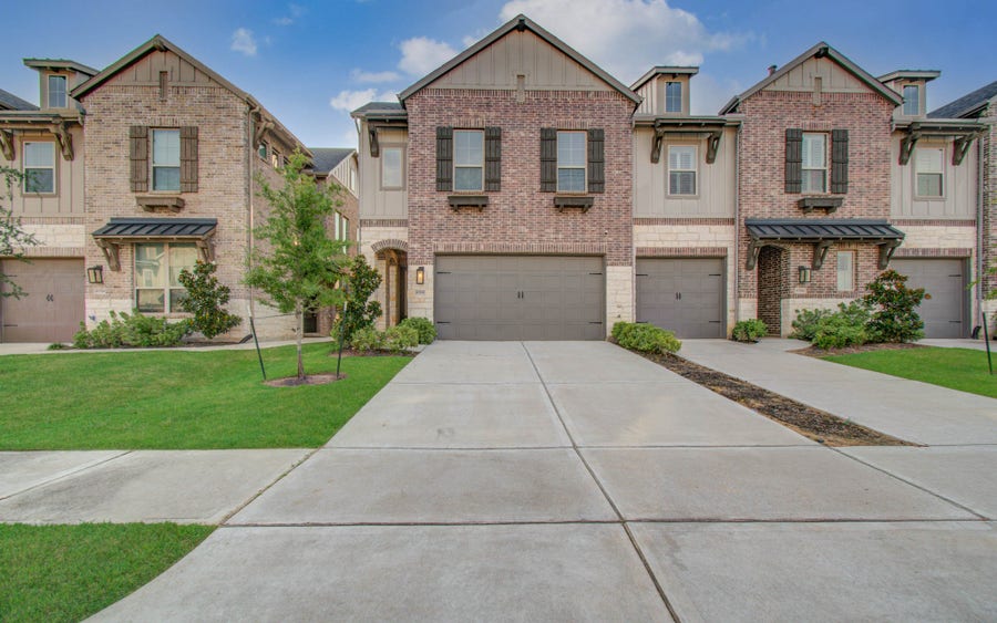 Property photo for 6510 Bramble Cove Lane, Fulshear, TX