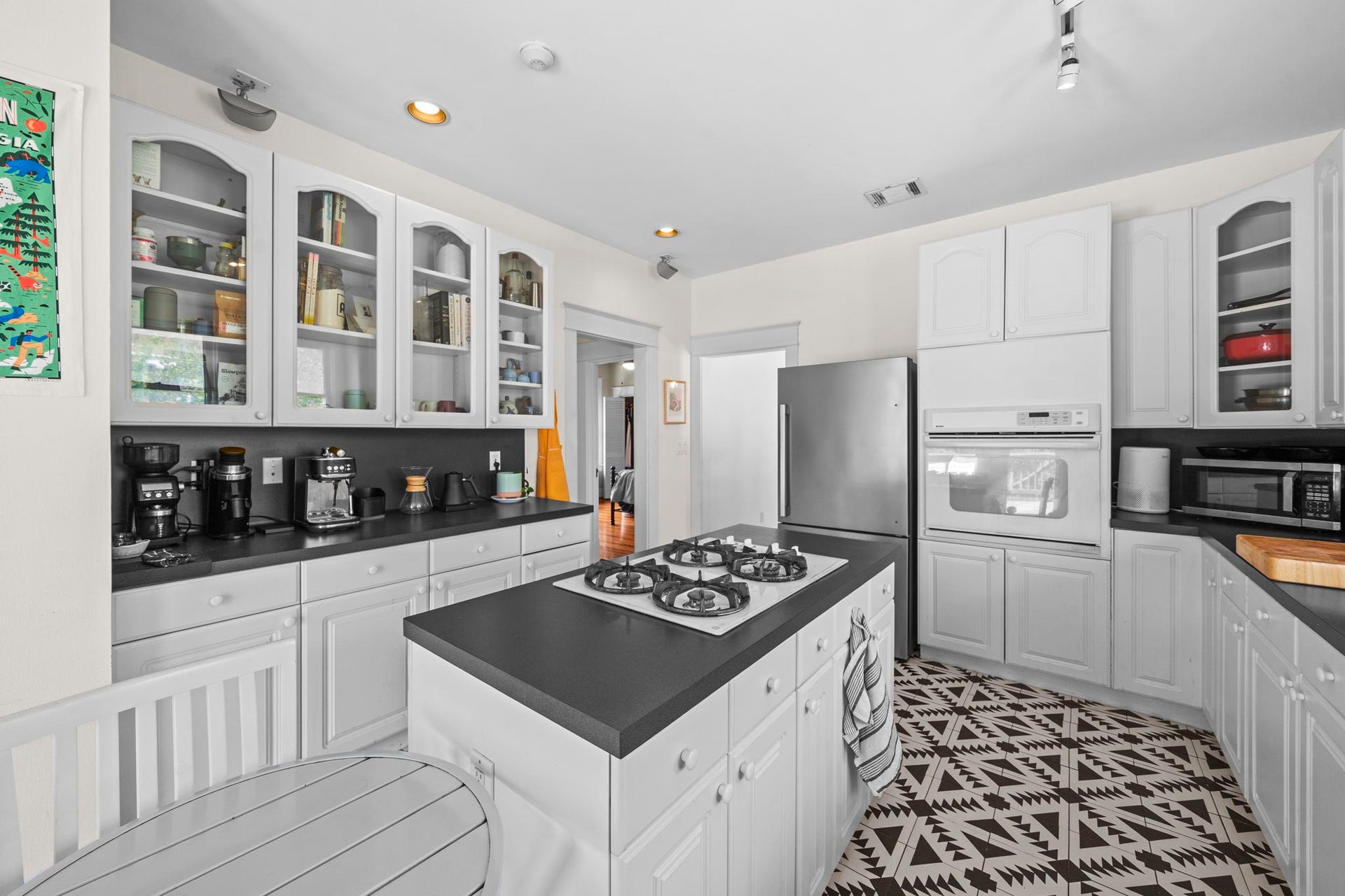 528 Hawthorne Street, Houston, TX 77006 528 Hawthorne Street, Houston, TX 77006