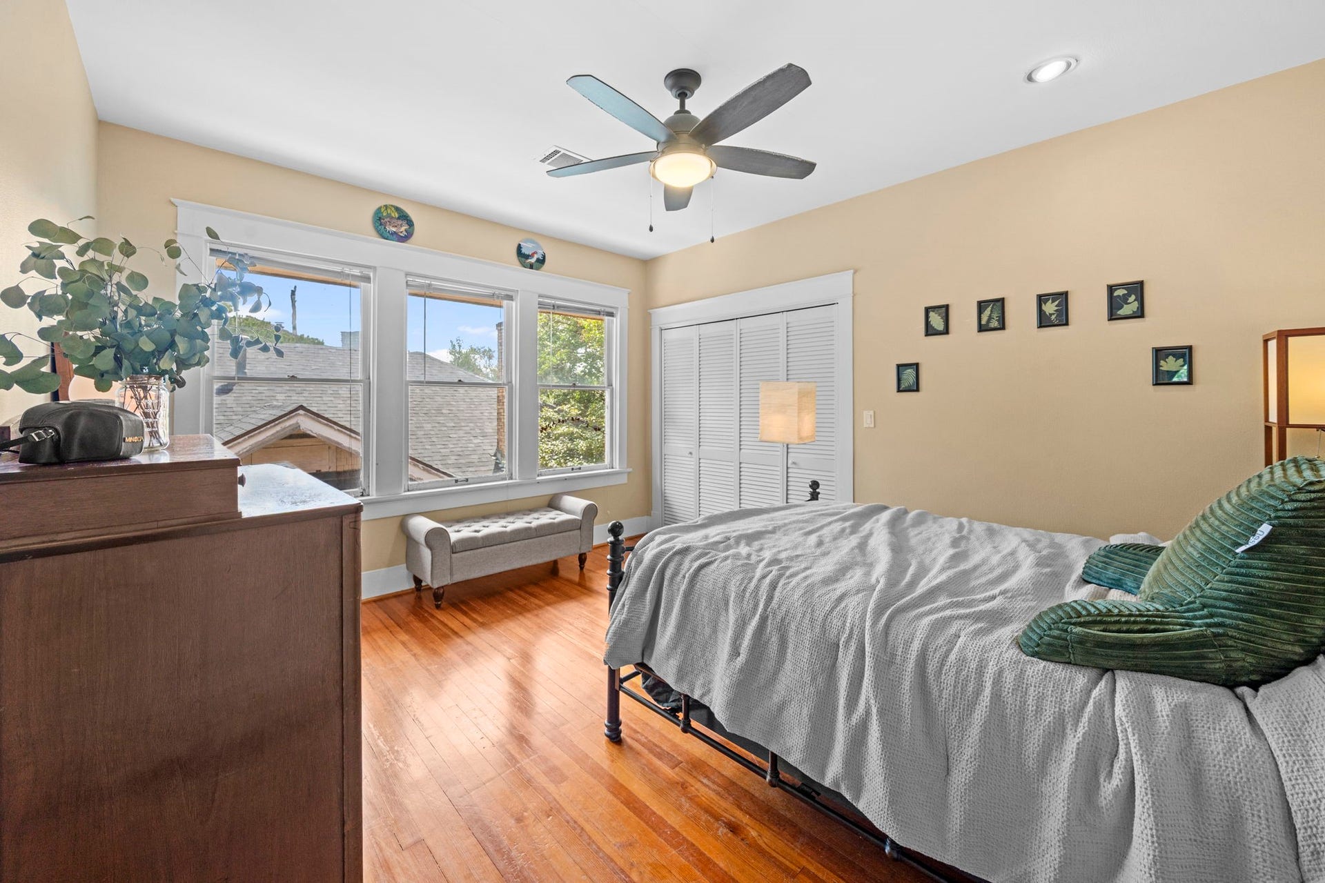 528 Hawthorne Street, Houston, TX 77006 528 Hawthorne Street, Houston, TX 77006