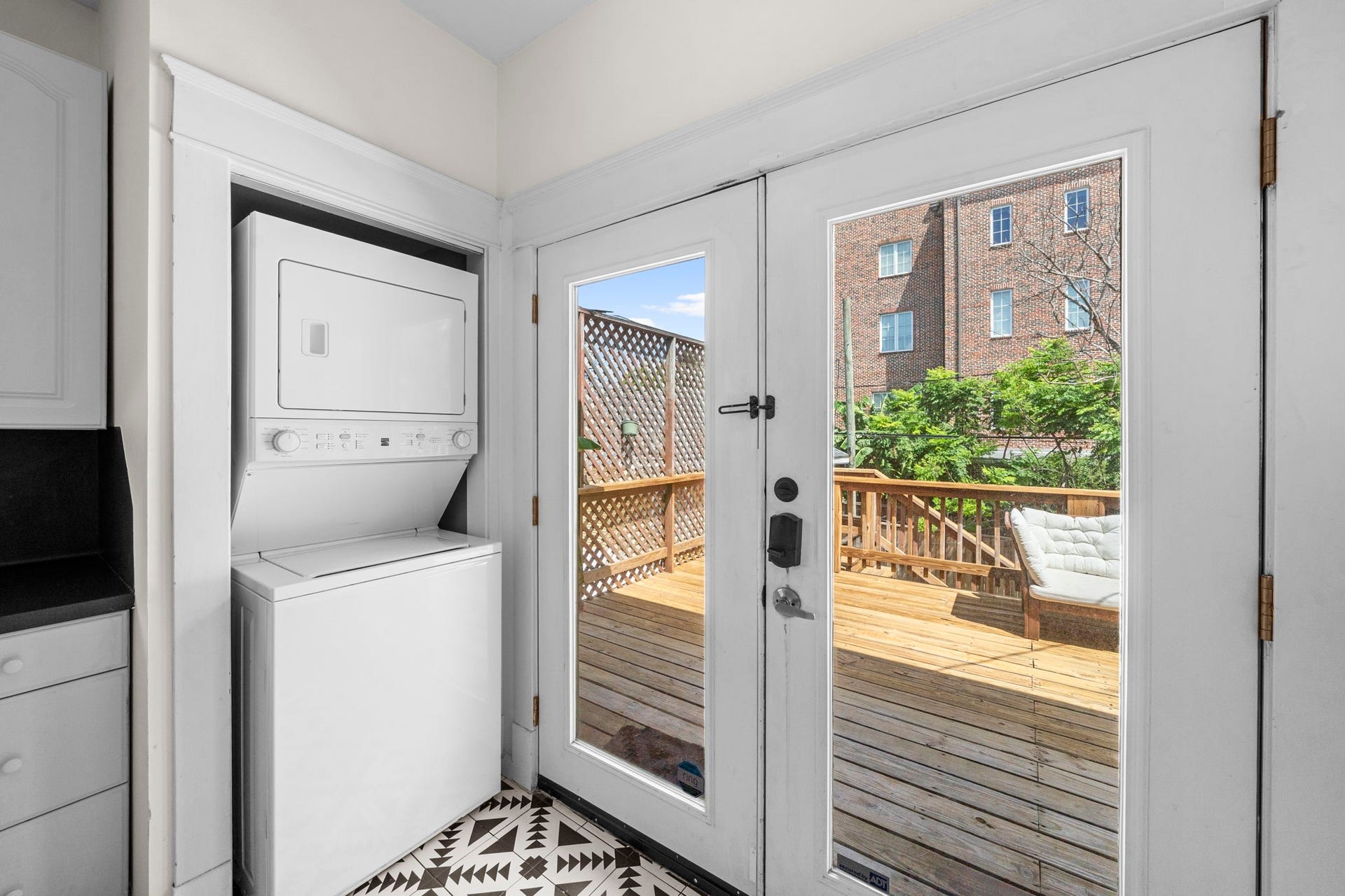 528 Hawthorne Street, Houston, TX 77006 528 Hawthorne Street, Houston, TX 77006