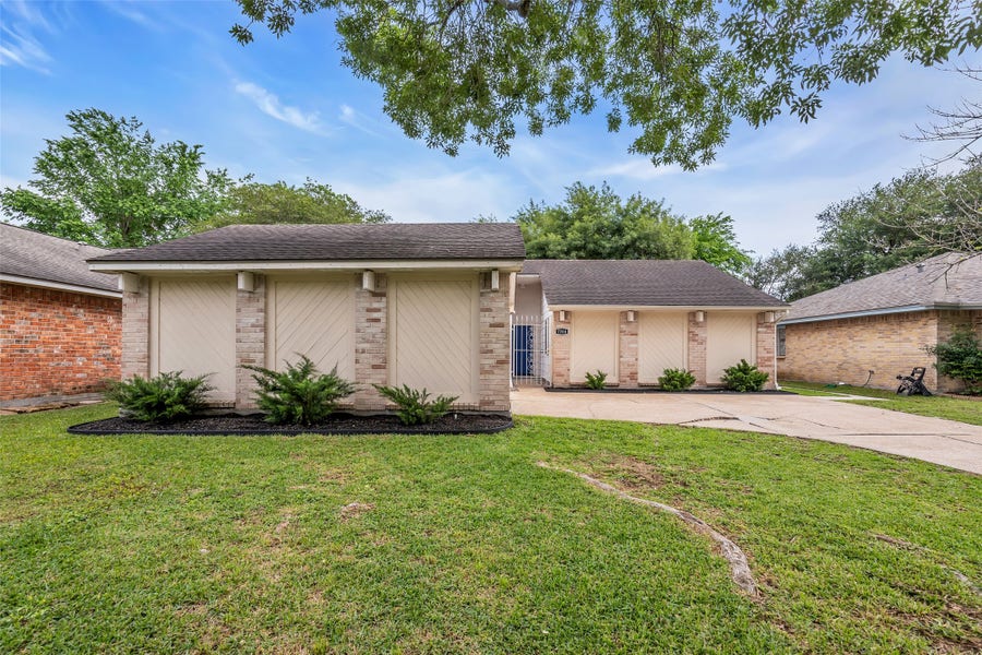 Property photo for 7314 Misty Morning Drive, Humble, TX