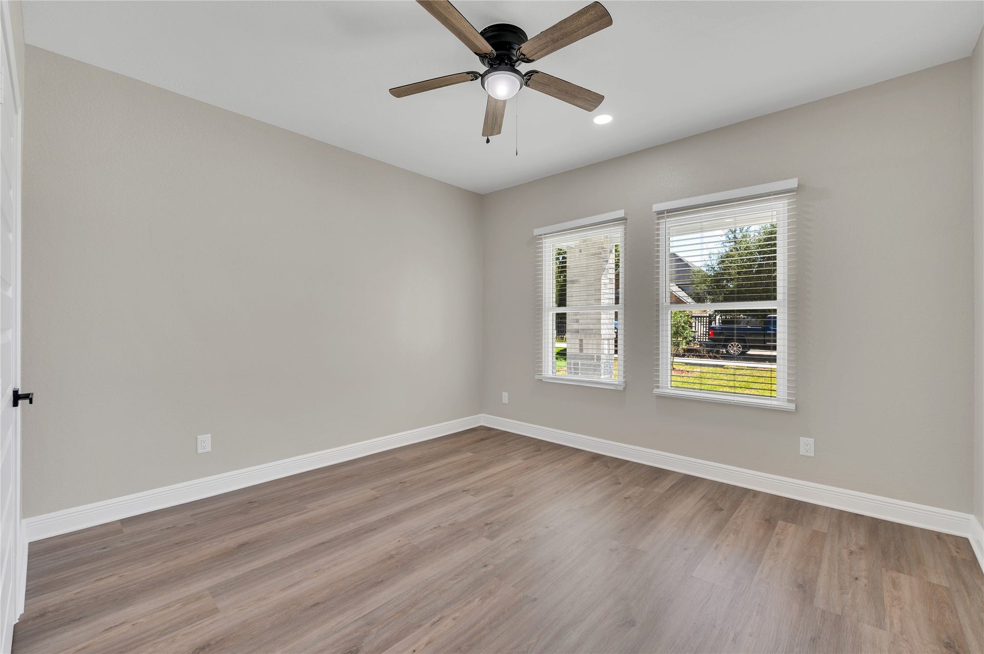 8125 Wetherby Lane, Houston, TX 77075