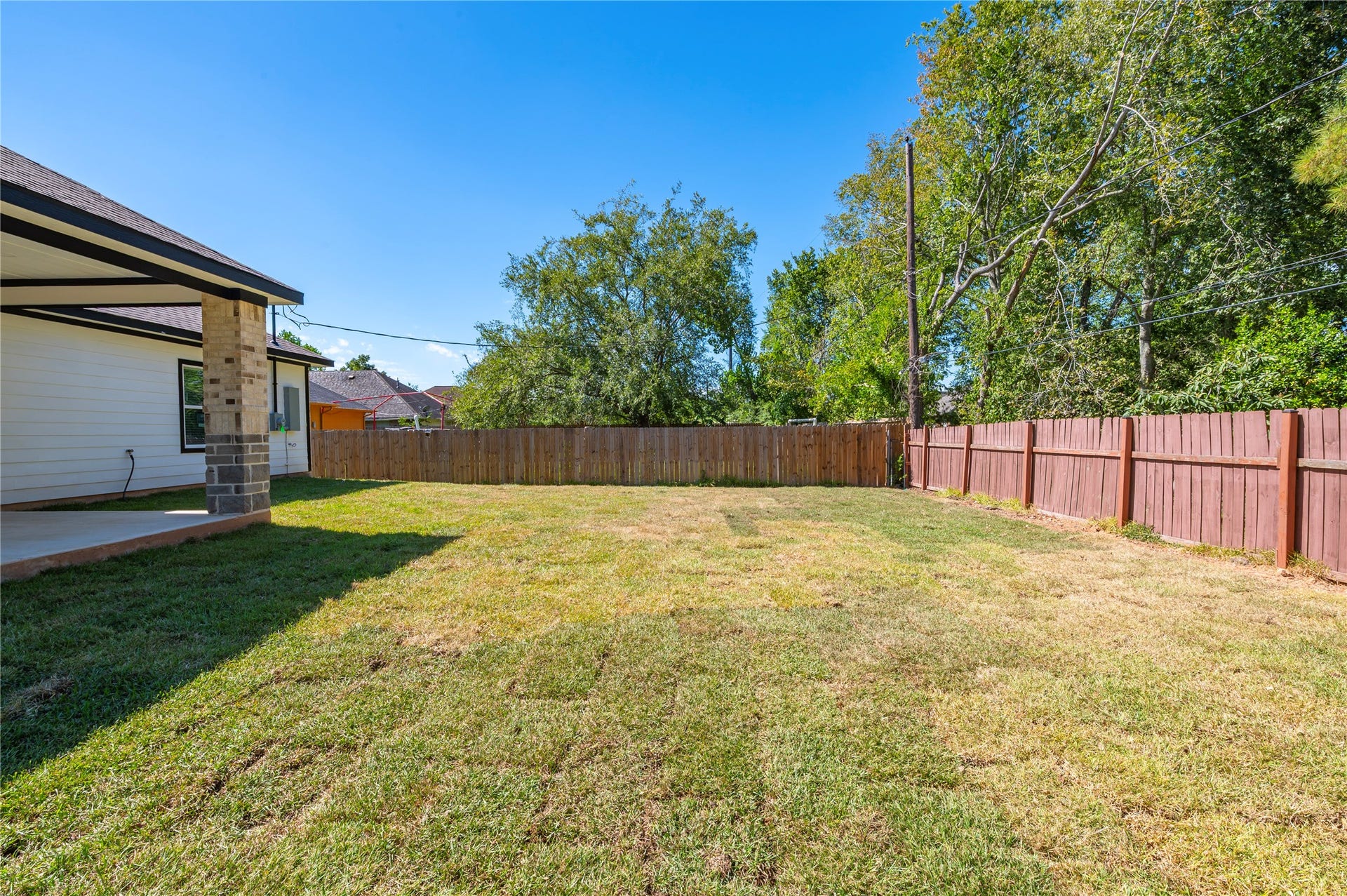 8125 Wetherby Lane, Houston, TX 77075