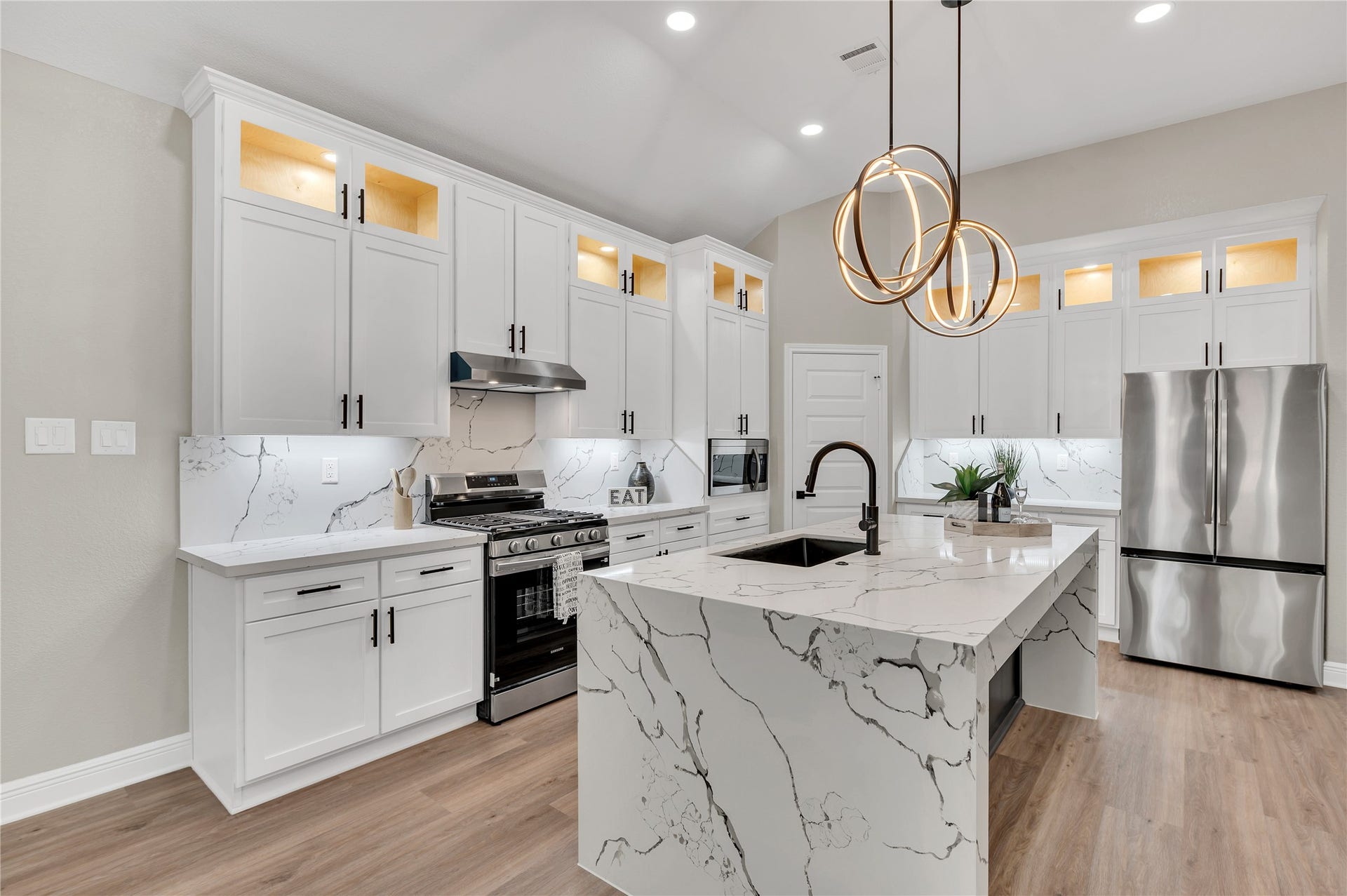 8125 Wetherby Lane, Houston, TX 77075