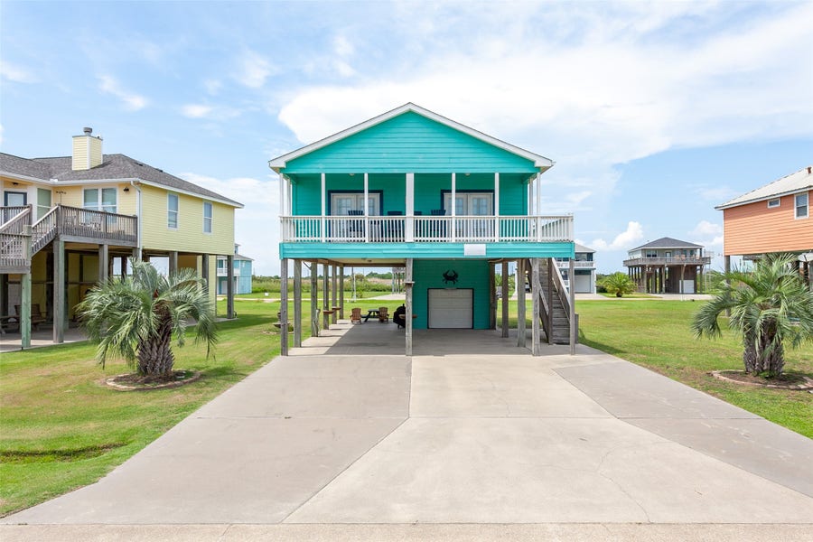 Property photo for 4407 Whaler Lane, Port Bolivar, TX