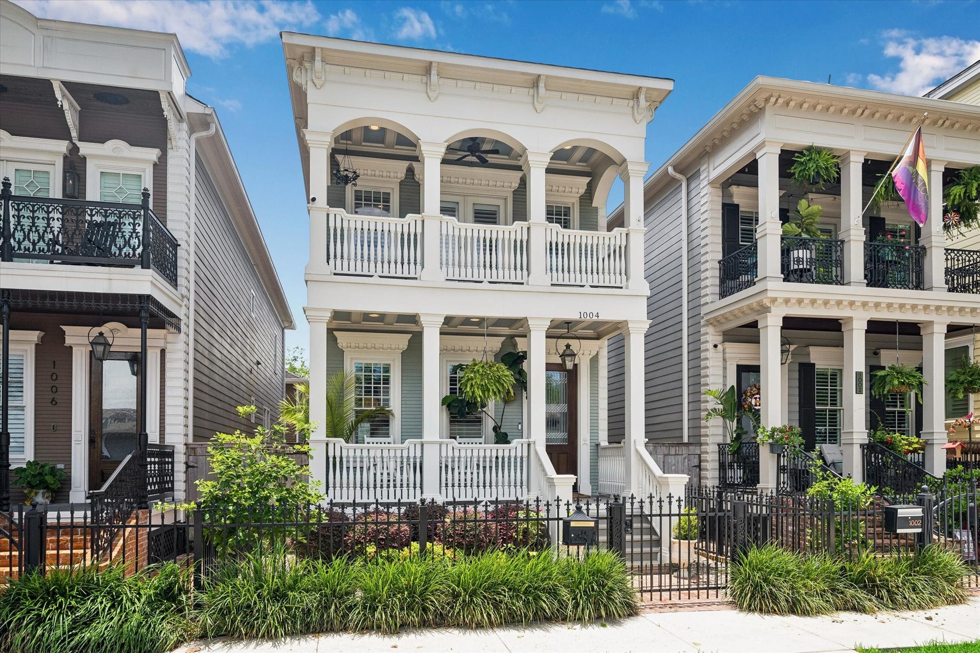 1004 Aurora Street, Houston, TX 77009 1004 Aurora Street, Houston, TX 77009