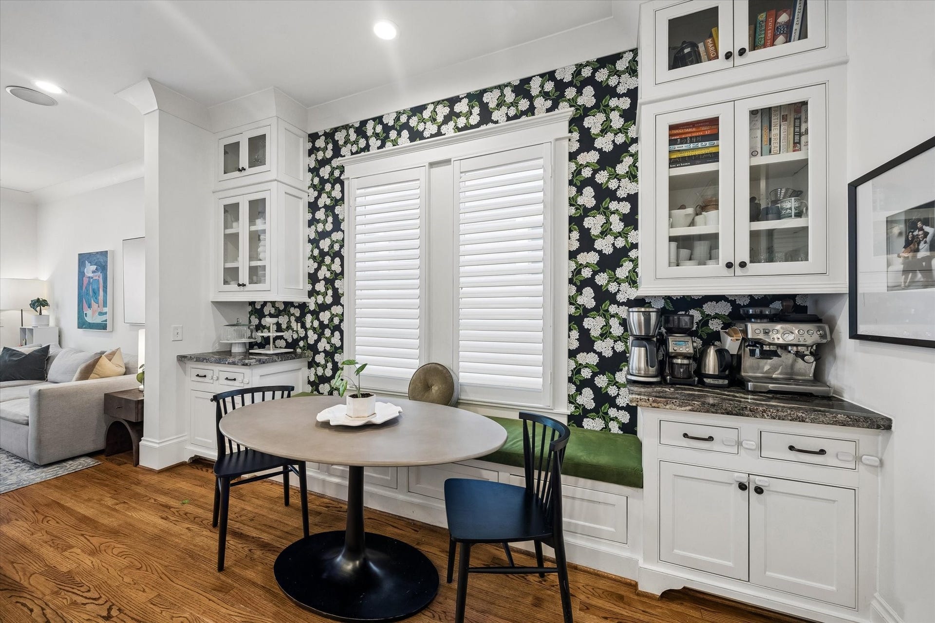 1004 Aurora Street, Houston, TX 77009 1004 Aurora Street, Houston, TX 77009