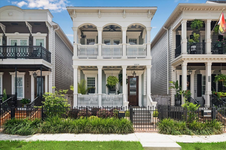 Property photo for 1004 Aurora Street, Houston, TX