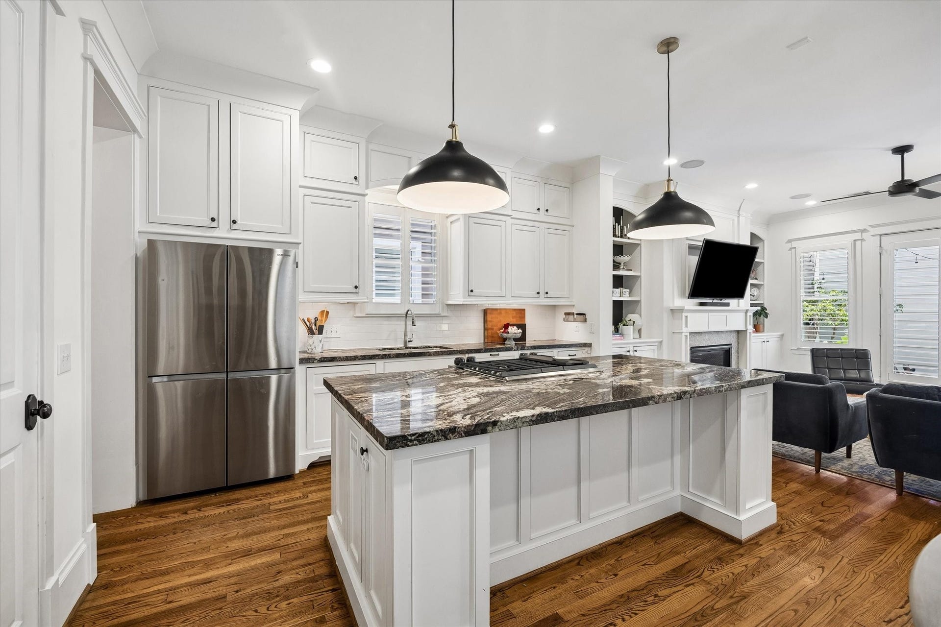 1004 Aurora Street, Houston, TX 77009 1004 Aurora Street, Houston, TX 77009