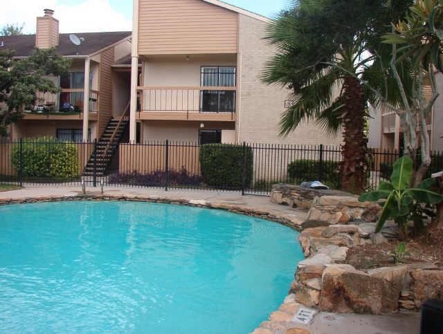 Property photo for 10203 Forum Park Drive, #142, Houston, TX