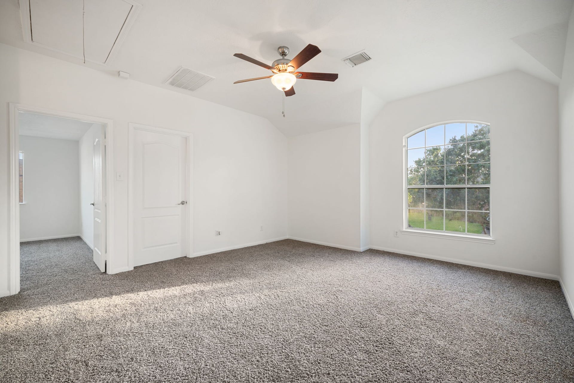 310 Cedar Lake Drive, League City, TX 77573 310 Cedar Lake Drive, League City, TX 77573