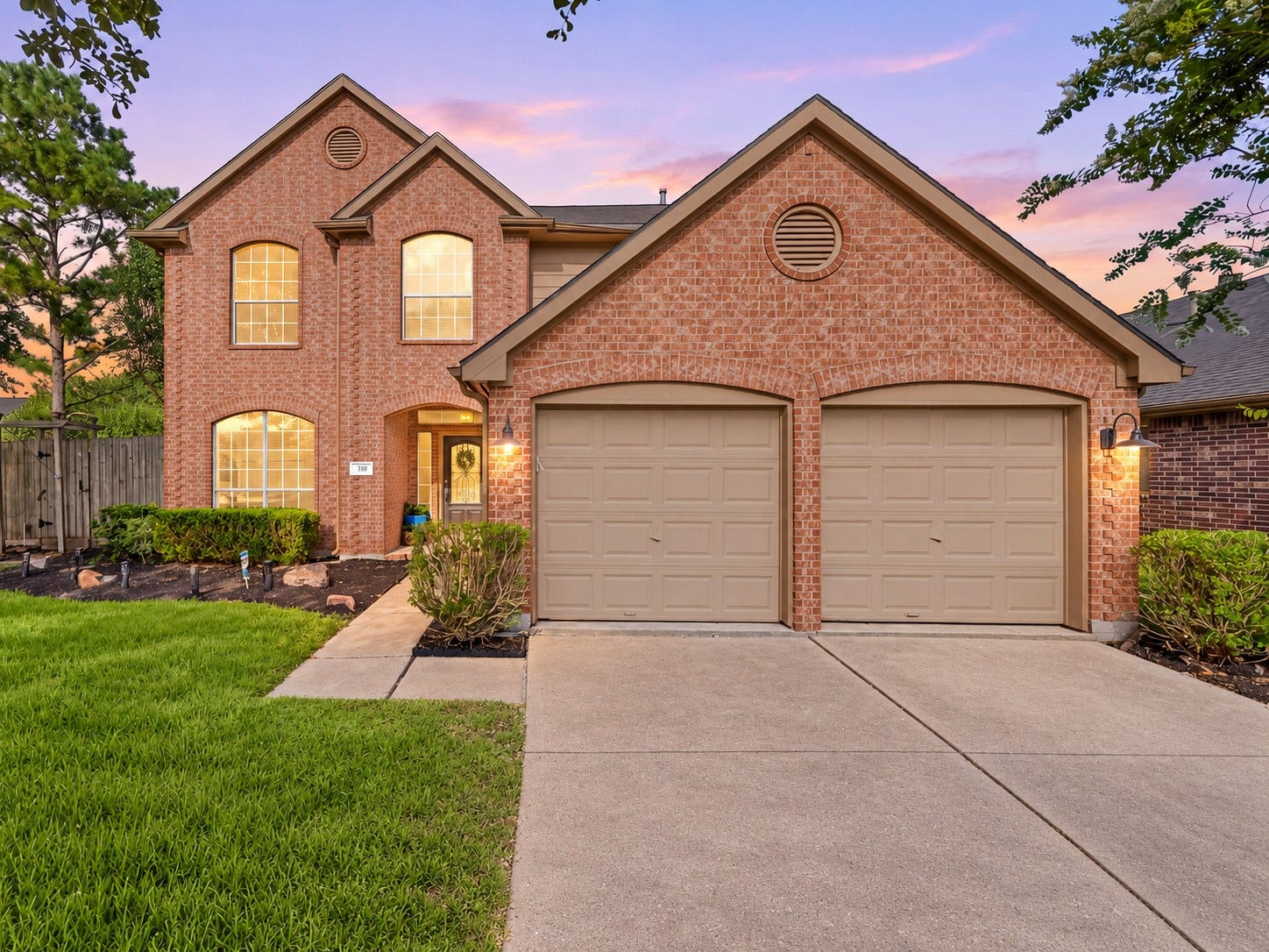310 Cedar Lake Drive, League City, TX 77573 310 Cedar Lake Drive, League City, TX 77573