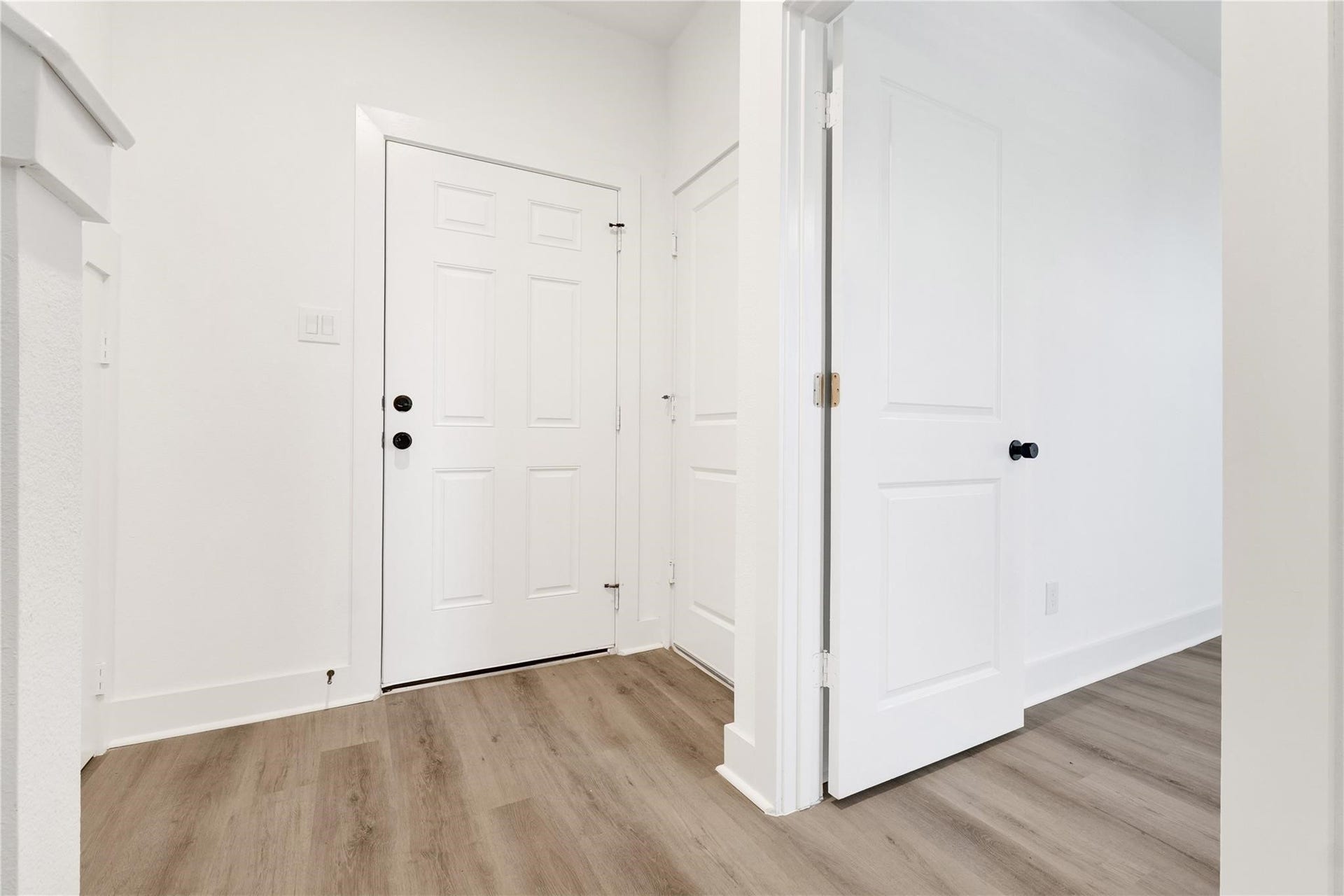 415 Alvia Run Lane, #AB, Houston, TX 77018 415 Alvia Run Lane, #AB, Houston, TX 77018