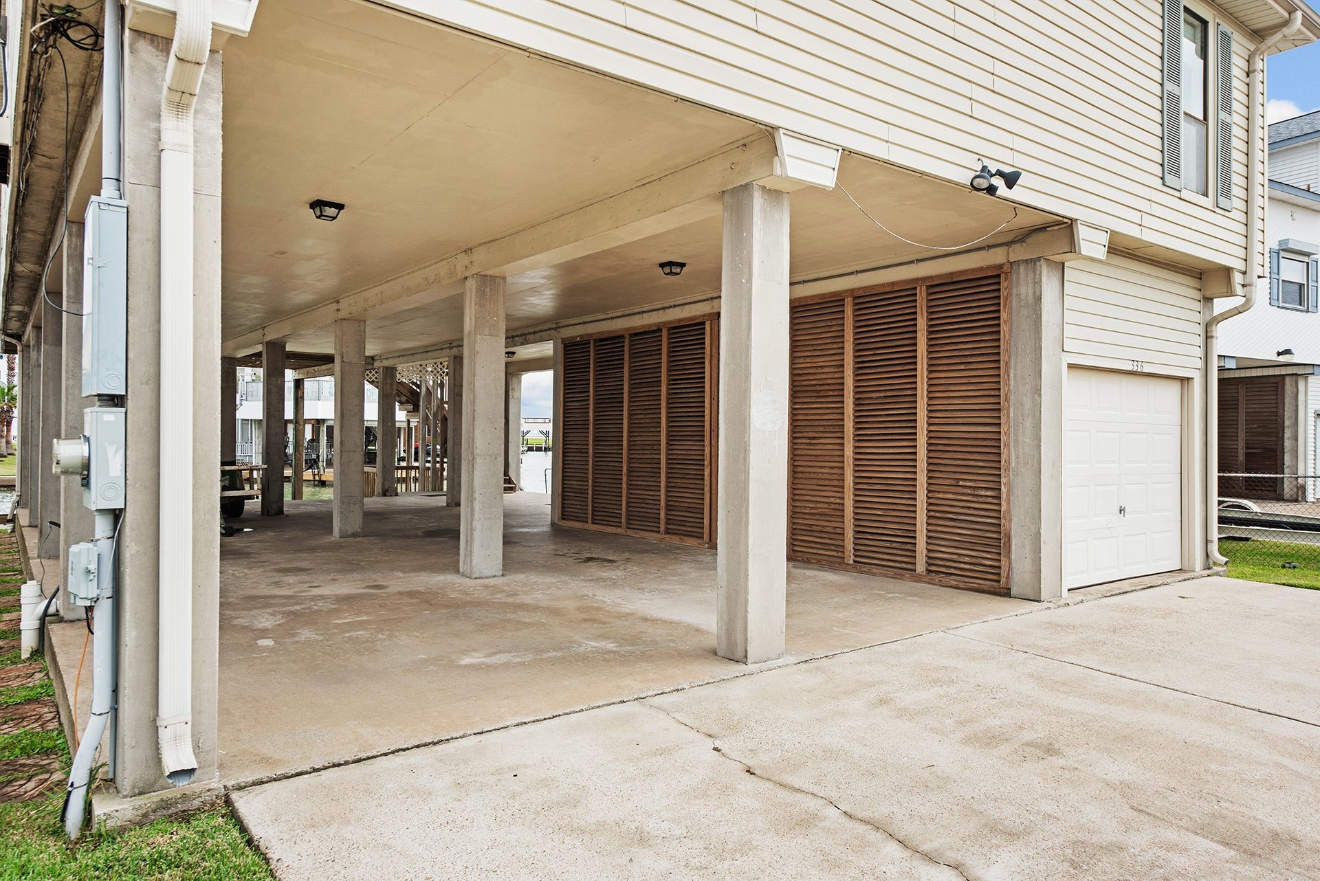 336 Admiral Circle, Tiki Island, TX 77554 336 Admiral Circle, Tiki Island, TX 77554