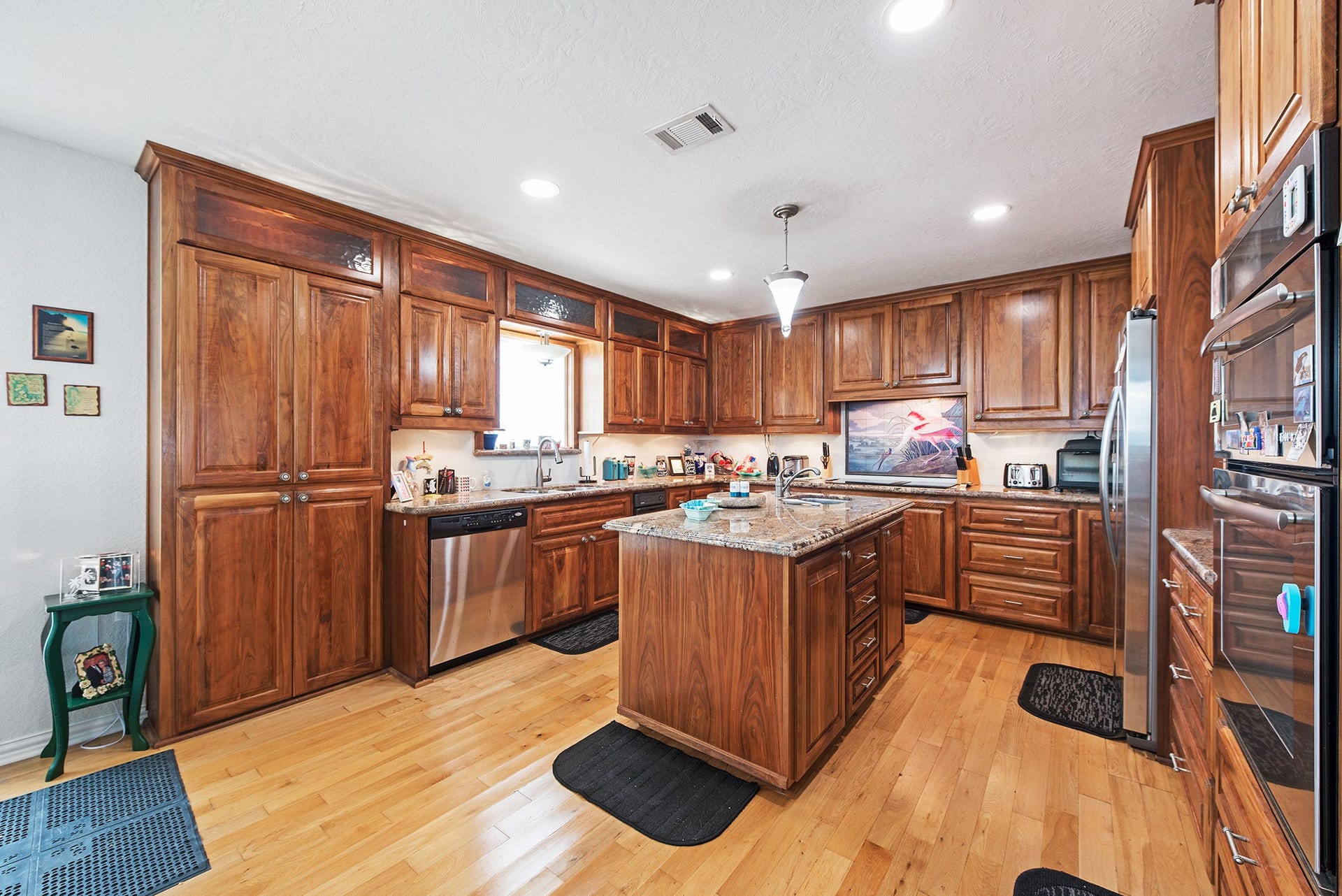 336 Admiral Circle, Tiki Island, TX 77554 336 Admiral Circle, Tiki Island, TX 77554