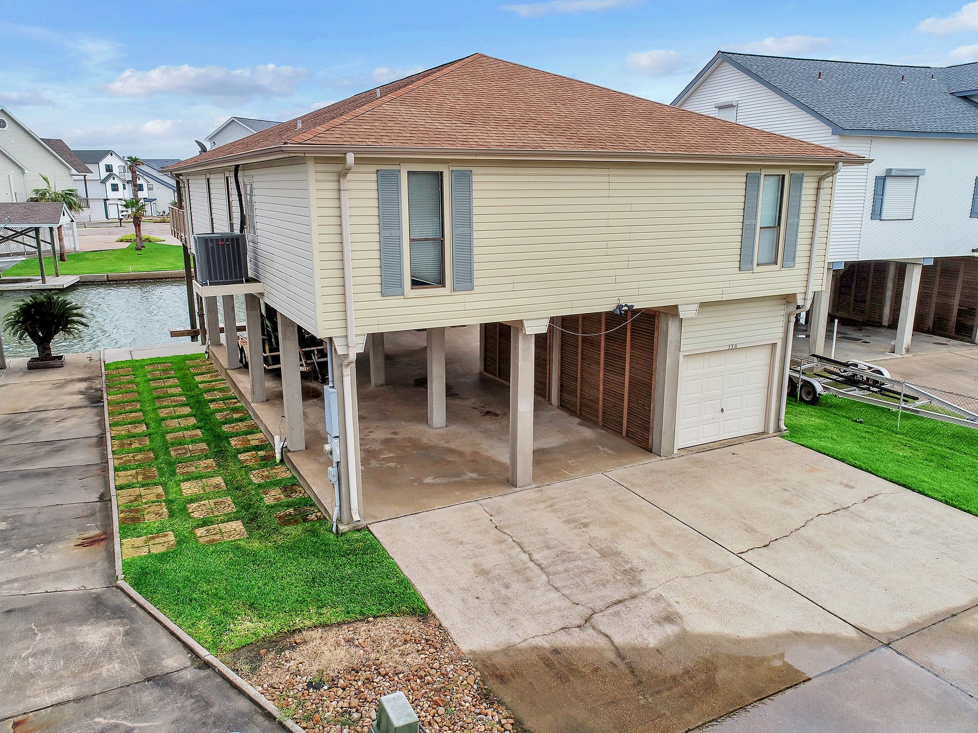 336 Admiral Circle, Tiki Island, TX 77554 336 Admiral Circle, Tiki Island, TX 77554