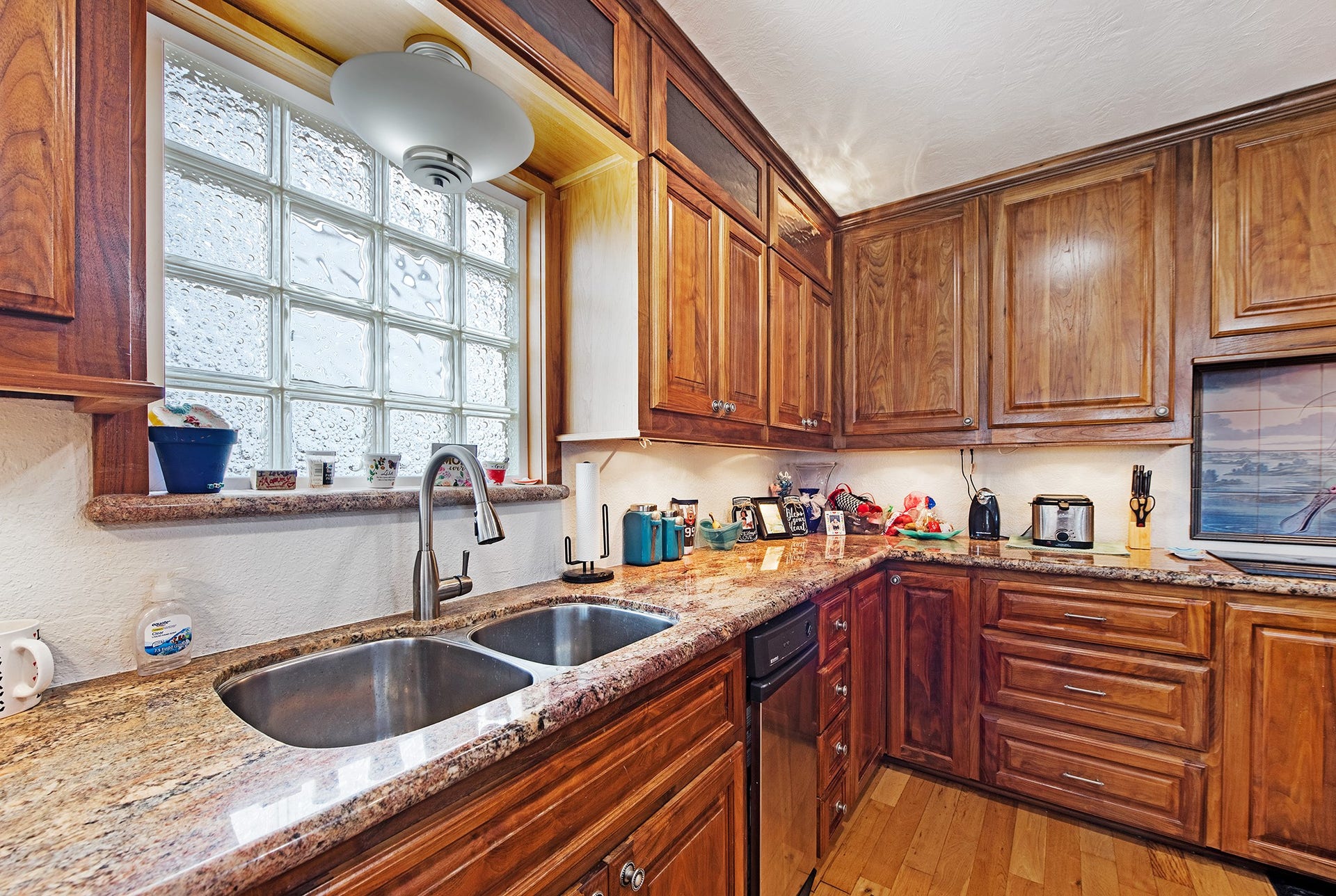 336 Admiral Circle, Tiki Island, TX 77554 336 Admiral Circle, Tiki Island, TX 77554