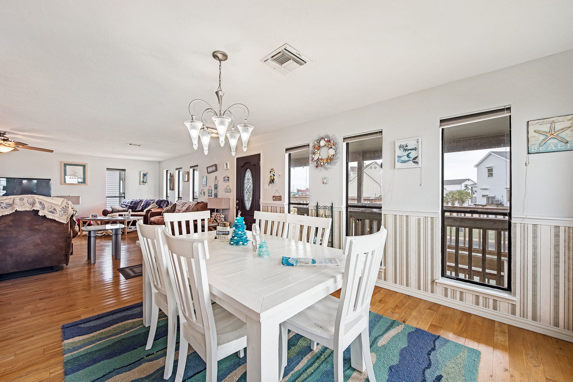 336 Admiral Circle, Tiki Island, TX 77554 336 Admiral Circle, Tiki Island, TX 77554