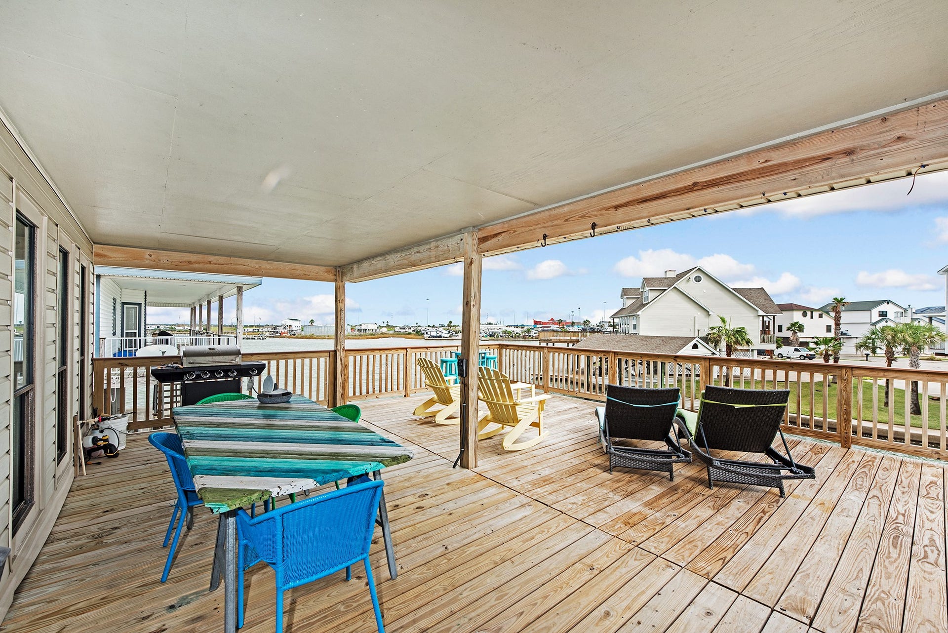 336 Admiral Circle, Tiki Island, TX 77554 336 Admiral Circle, Tiki Island, TX 77554