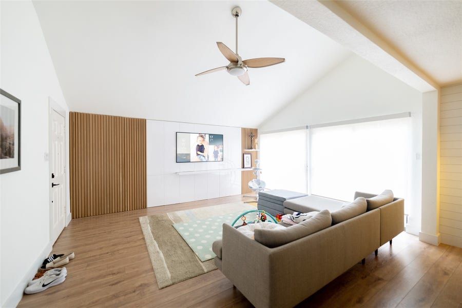 Property photo for 14110 Greenway Drive, Sugar Land, TX