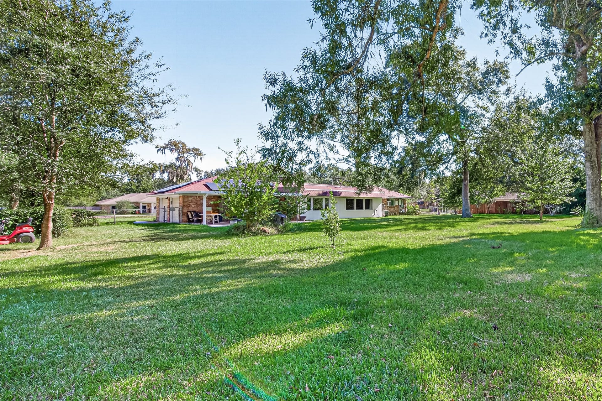 506 N Clear Creek Drive, Friendswood, TX 77546 506 N Clear Creek Drive, Friendswood, TX 77546