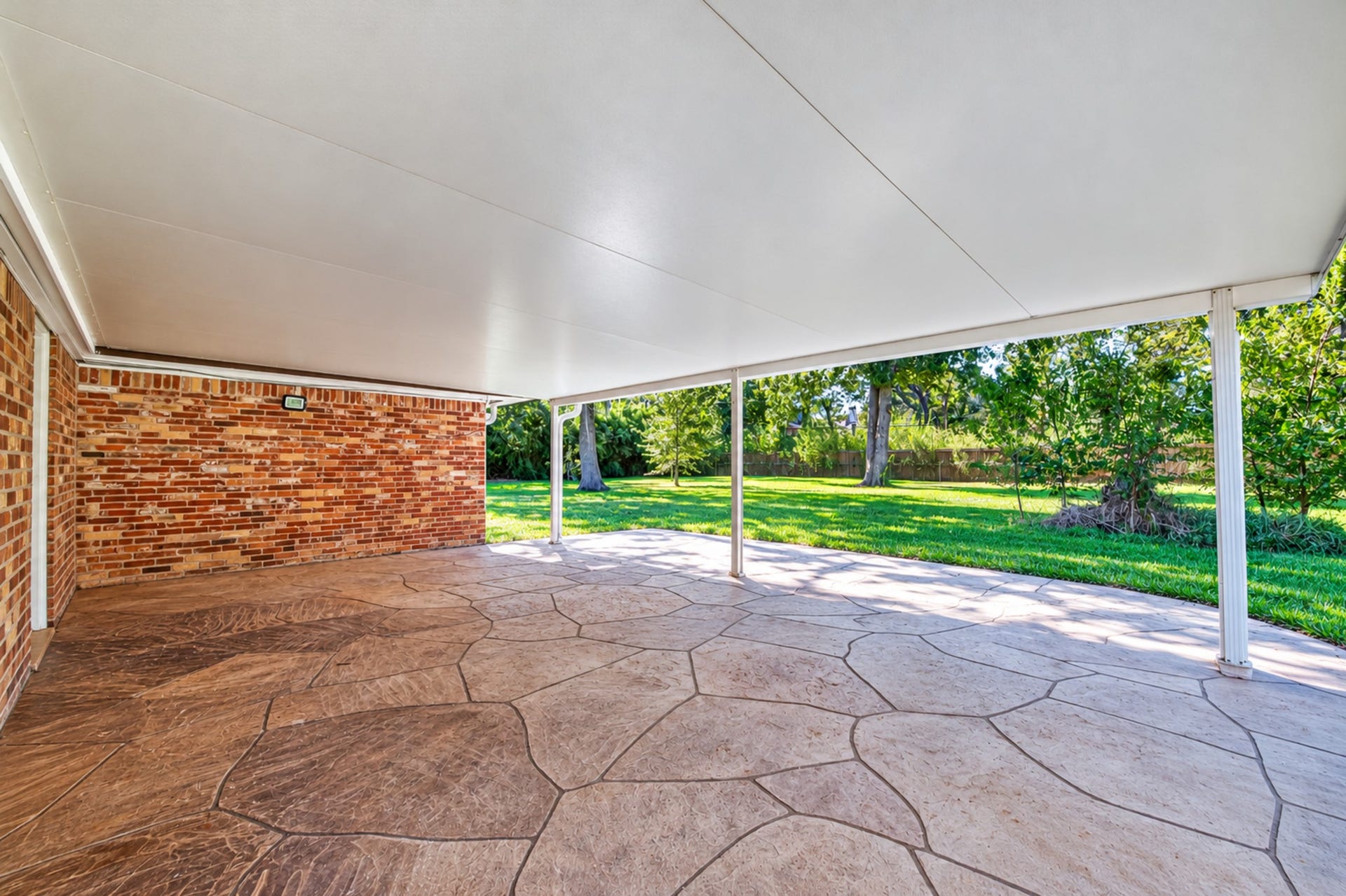 506 N Clear Creek Drive, Friendswood, TX 77546 506 N Clear Creek Drive, Friendswood, TX 77546