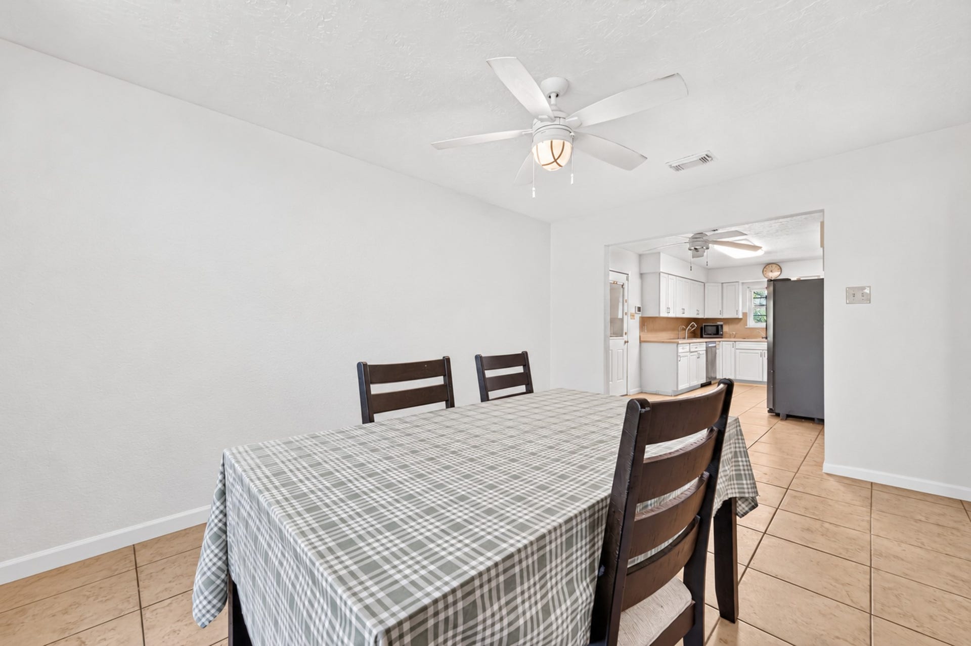 506 N Clear Creek Drive, Friendswood, TX 77546 506 N Clear Creek Drive, Friendswood, TX 77546
