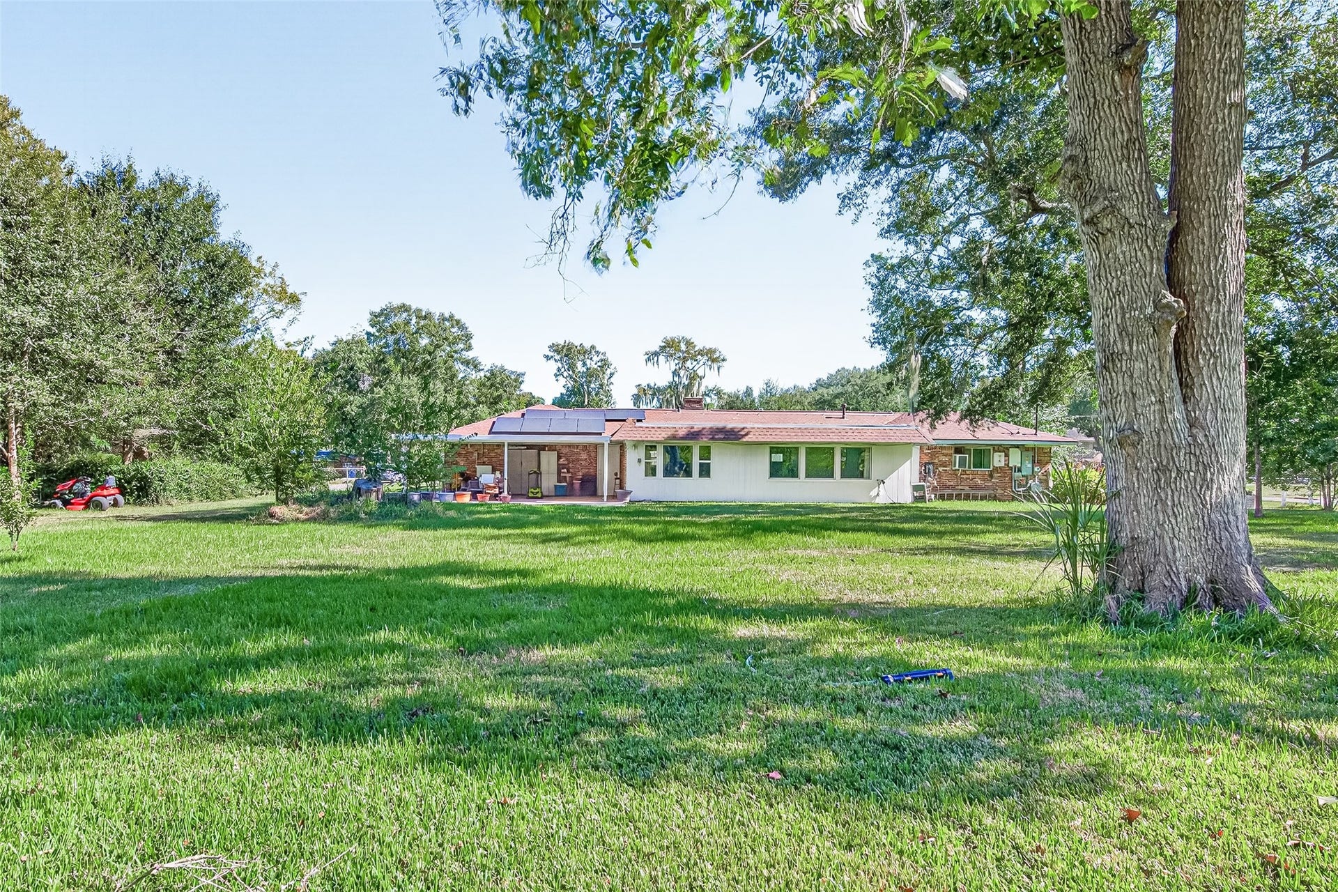 506 N Clear Creek Drive, Friendswood, TX 77546 506 N Clear Creek Drive, Friendswood, TX 77546