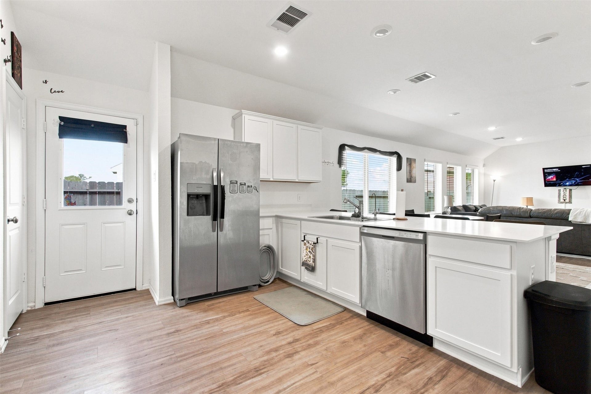 1923 Foxtail Creek Court, Crosby, TX 77532 1923 Foxtail Creek Court, Crosby, TX 77532