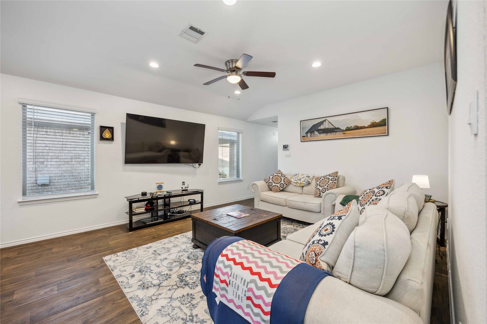 16684 Lonely Pines Drive, Conroe, TX 77302 16684 Lonely Pines Drive, Conroe, TX 77302