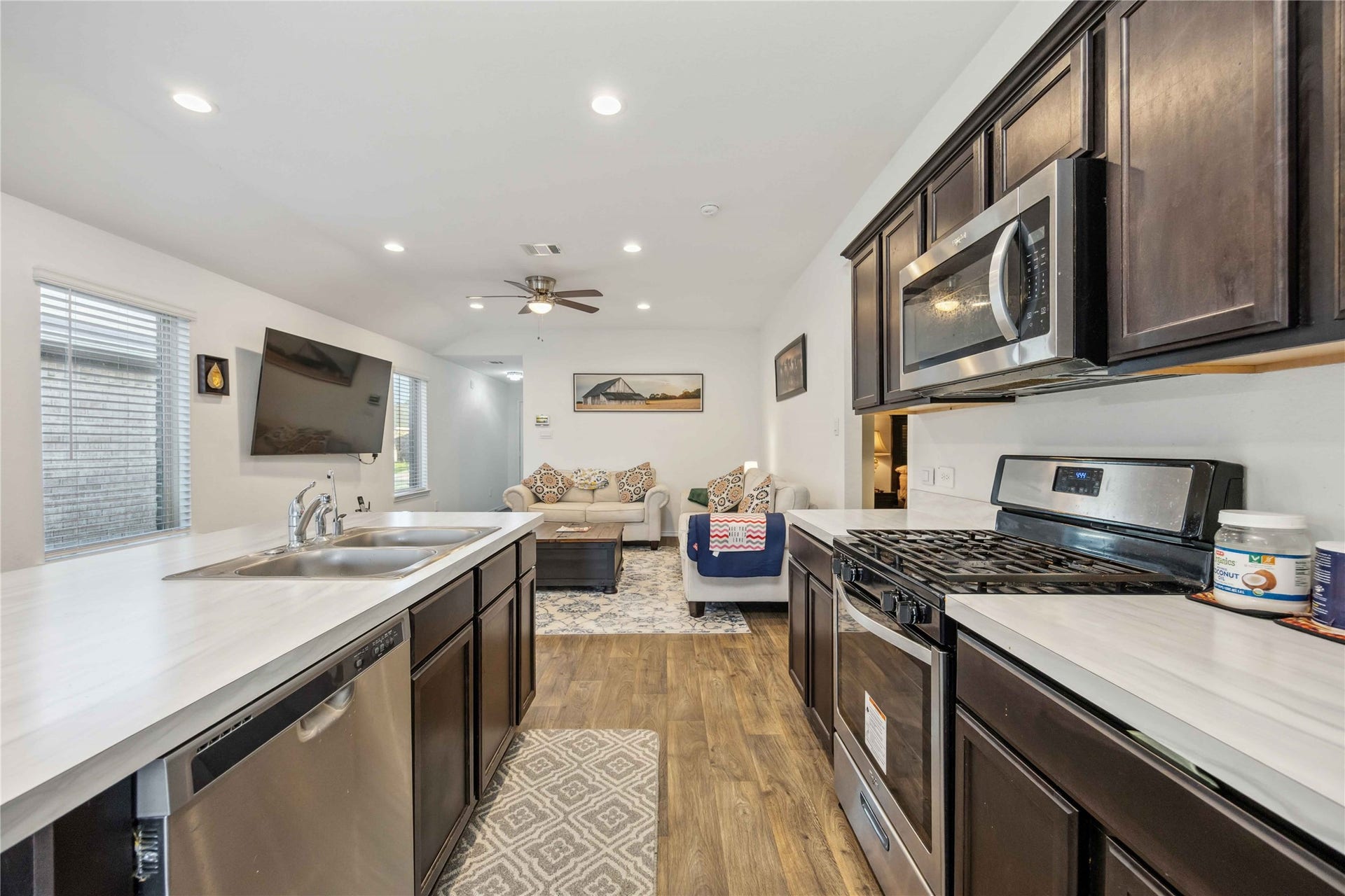 16684 Lonely Pines Drive, Conroe, TX 77302 16684 Lonely Pines Drive, Conroe, TX 77302