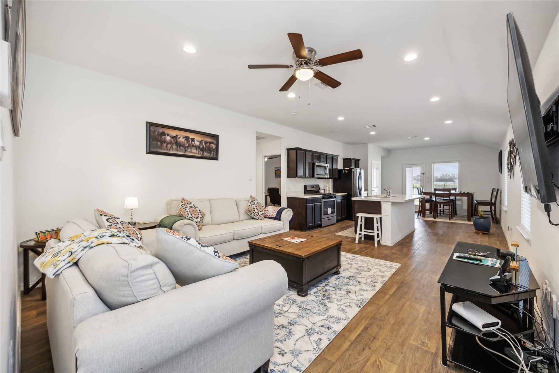 16684 Lonely Pines Drive, Conroe, TX 77302 16684 Lonely Pines Drive, Conroe, TX 77302