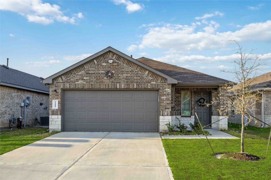Property photo for 16684 Lonely Pines Drive, Conroe, TX