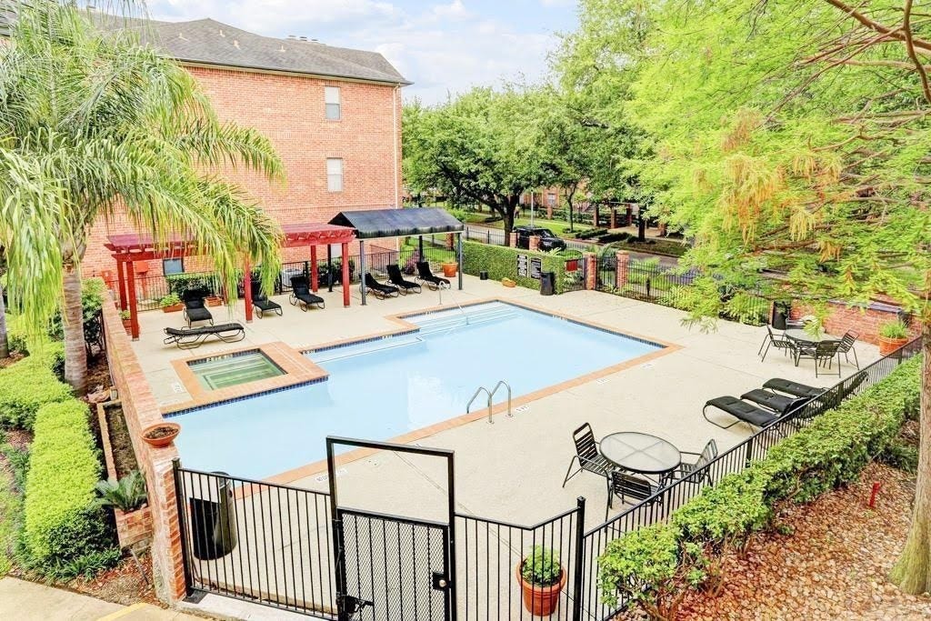 4041 Law Street, #606, Houston, TX 77005 4041 Law Street, #606, Houston, TX 77005