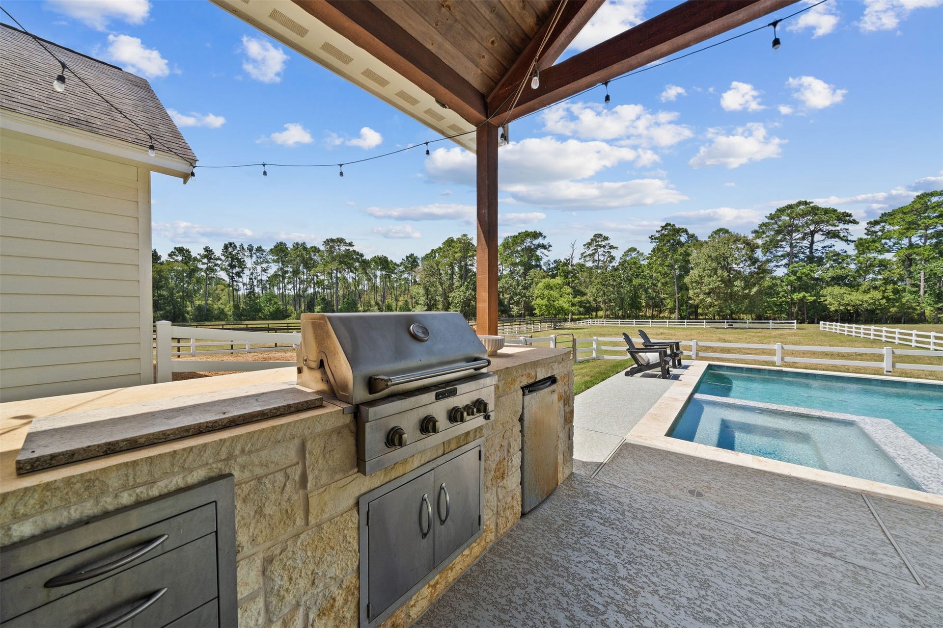 46509 Mcgill Road, Plantersville, TX 77363 46509 Mcgill Road, Plantersville, TX 77363