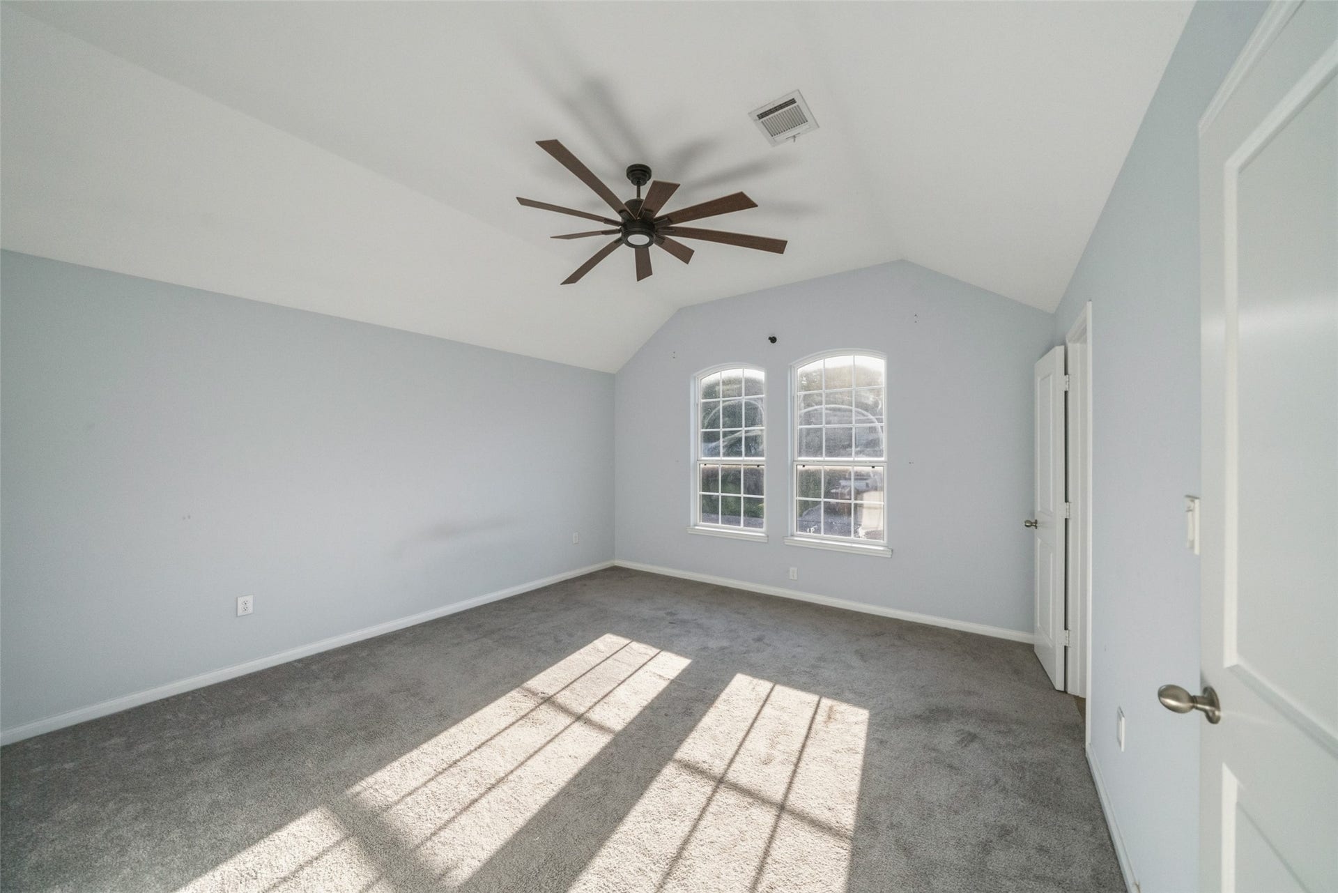 14986 Crockett Road, Willis, TX 77378 14986 Crockett Road, Willis, TX 77378