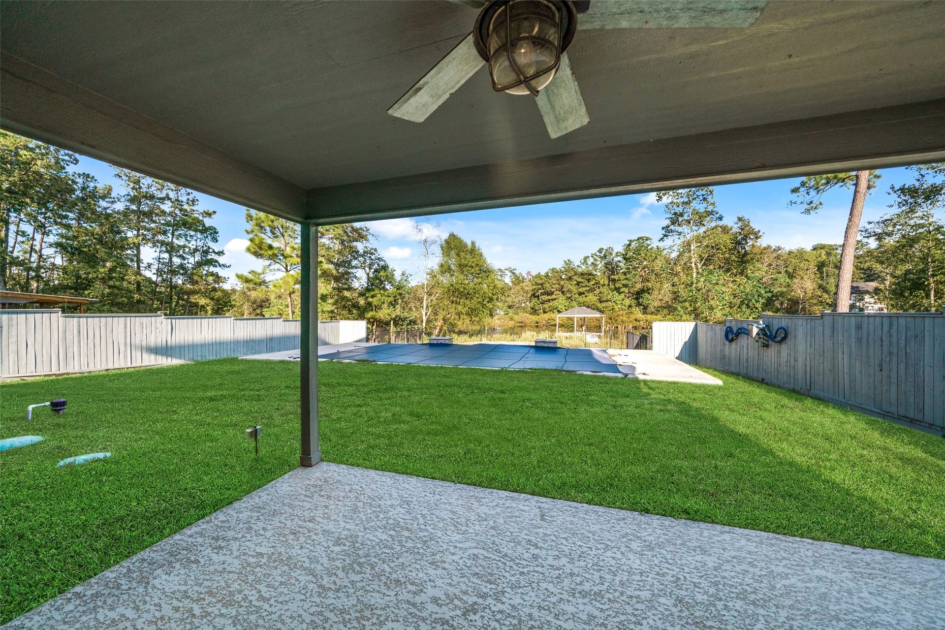 14986 Crockett Road, Willis, TX 77378 14986 Crockett Road, Willis, TX 77378