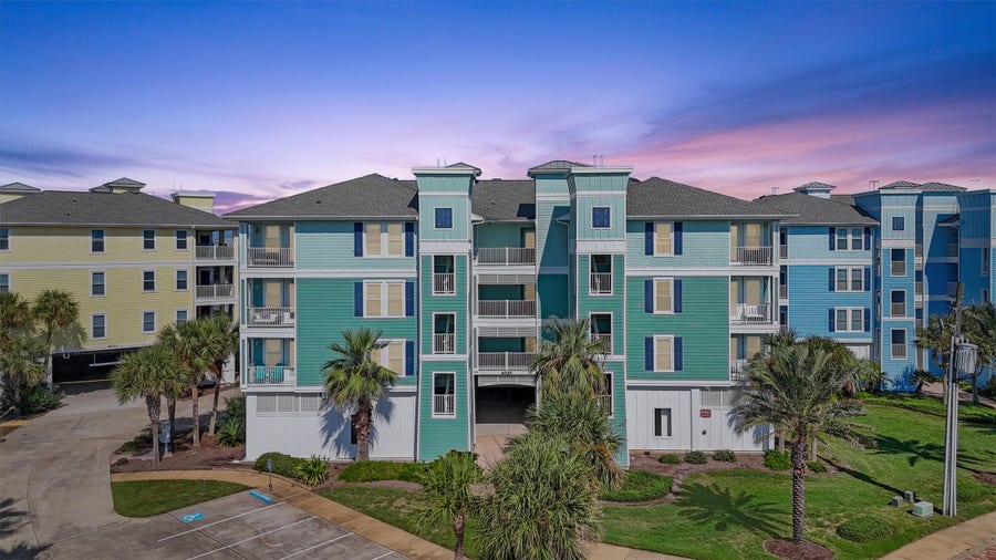 Property photo for 4121 Pointe West Drive, #101, Galveston, TX