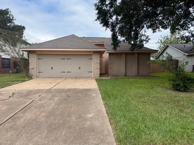 2714 Blue Mist Drive, Sugar Land, TX 77498