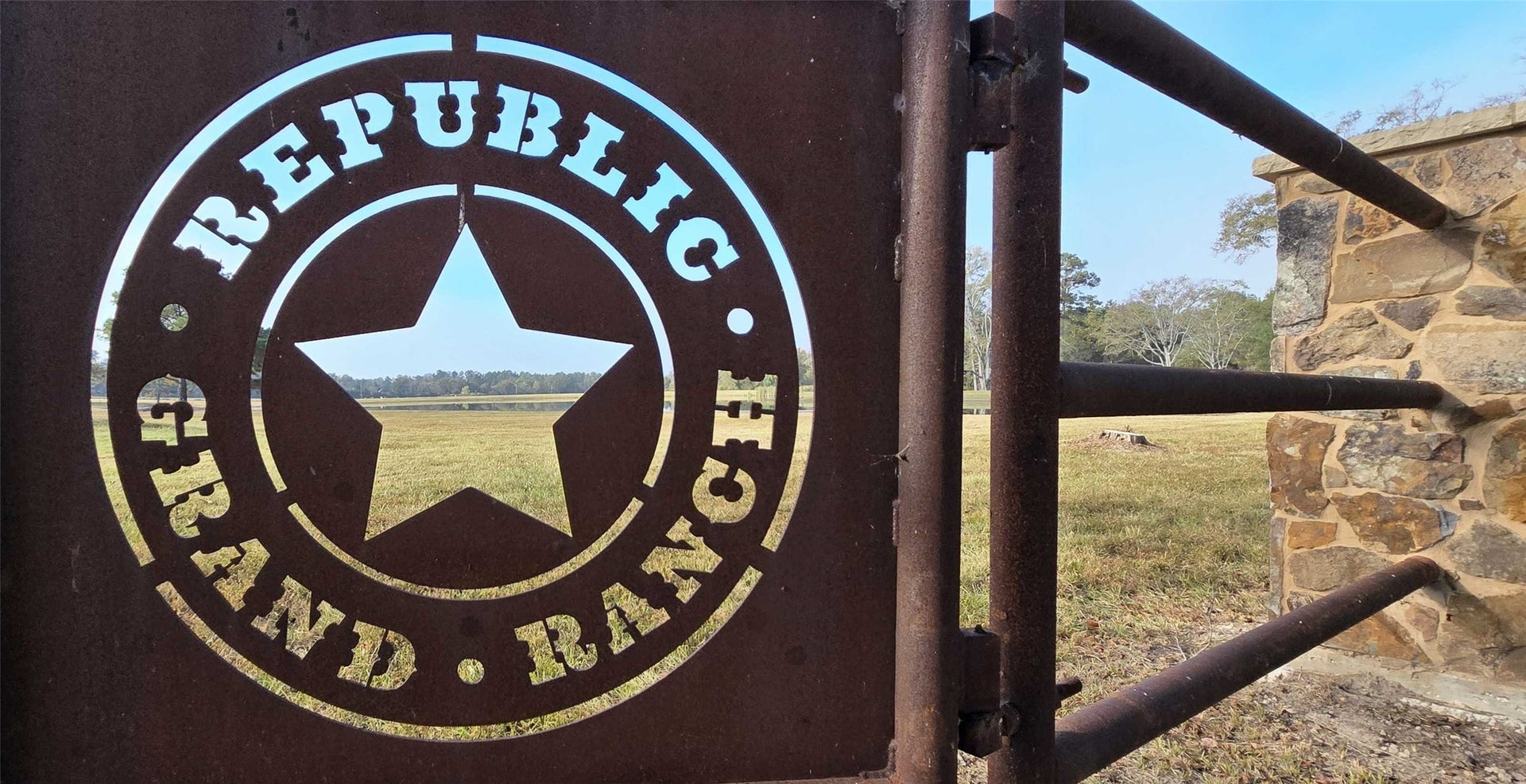 15437 Woodlife Road, Willis, TX 77378 15437 Woodlife Road, Willis, TX 77378