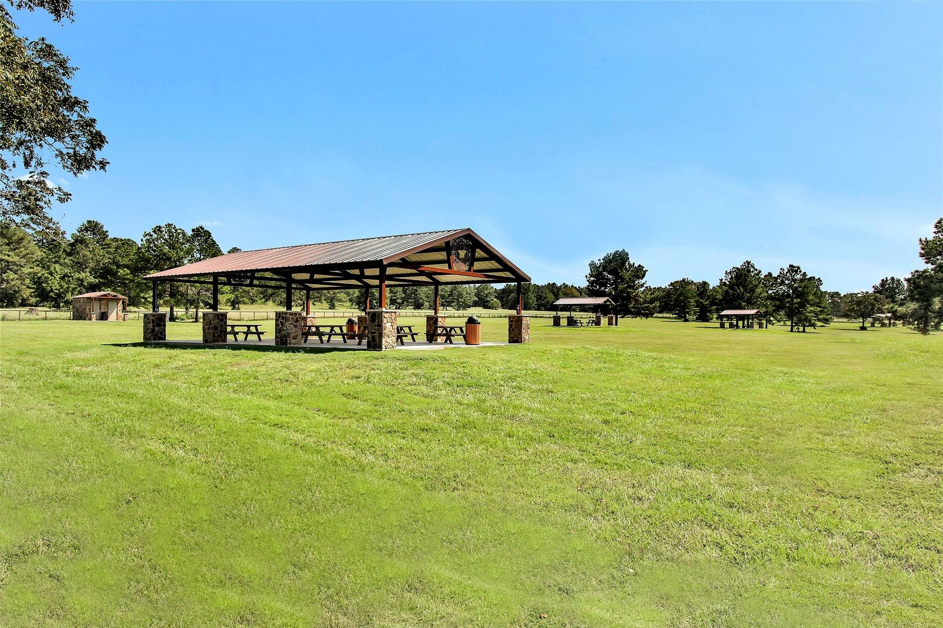 15437 Woodlife Road, Willis, TX 77378 15437 Woodlife Road, Willis, TX 77378