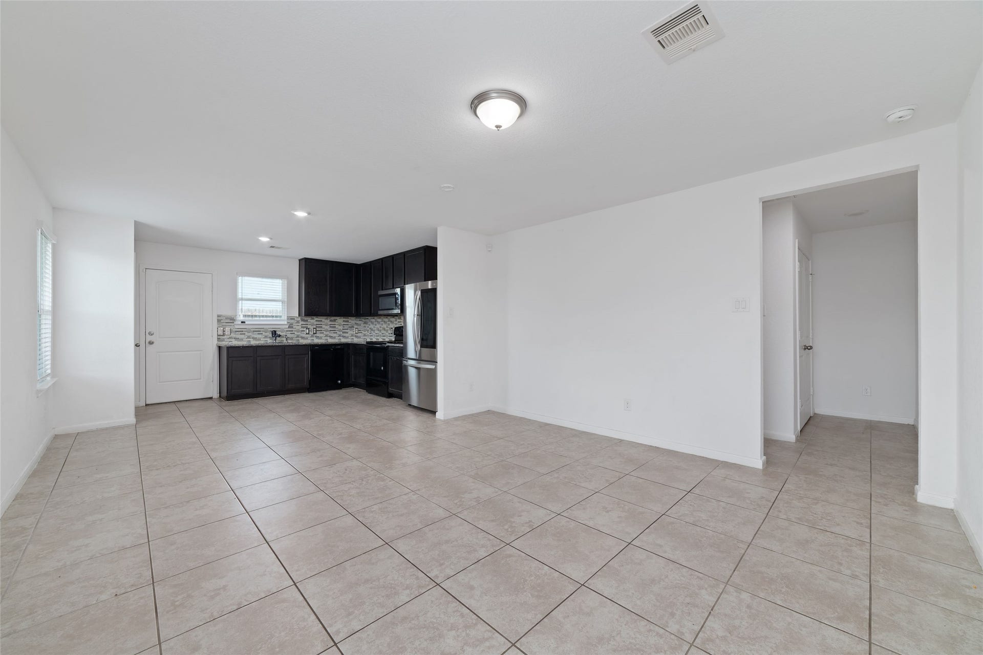13070 Lake Conroe Bay Road, Willis, TX 77318 13070 Lake Conroe Bay Road, Willis, TX 77318