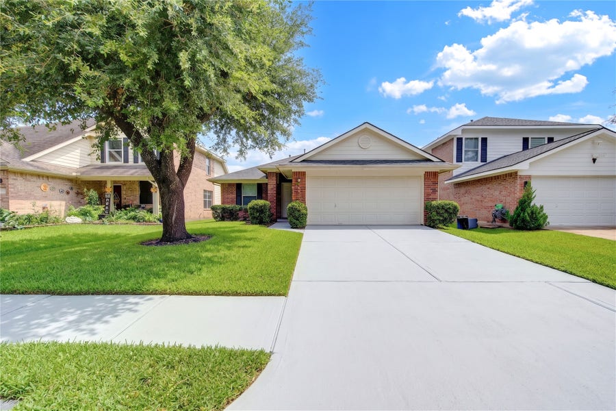 Property photo for 20003 Parkstone Bend Ln Lane, Katy, TX