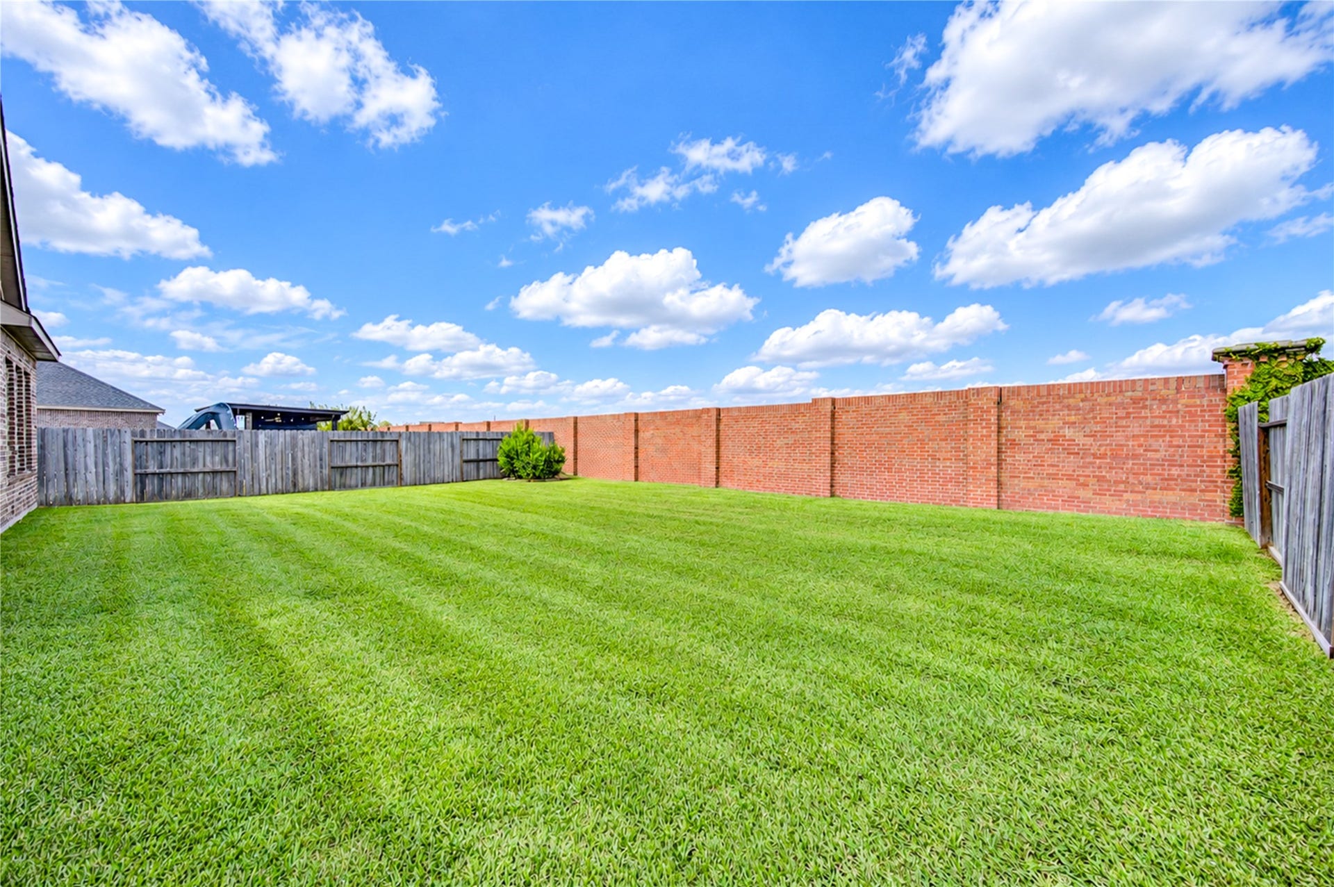 10515 Harvest Oak Court, Missouri City, TX 77459 10515 Harvest Oak Court, Missouri City, TX 77459