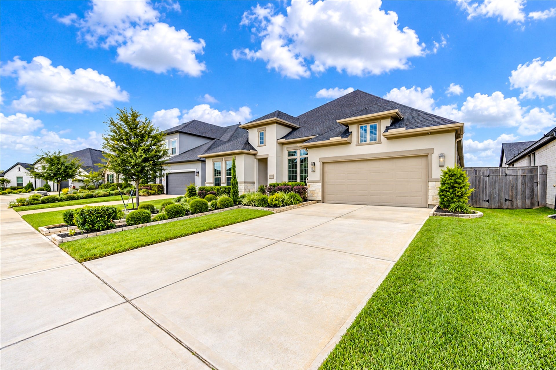 10515 Harvest Oak Court, Missouri City, TX 77459 10515 Harvest Oak Court, Missouri City, TX 77459