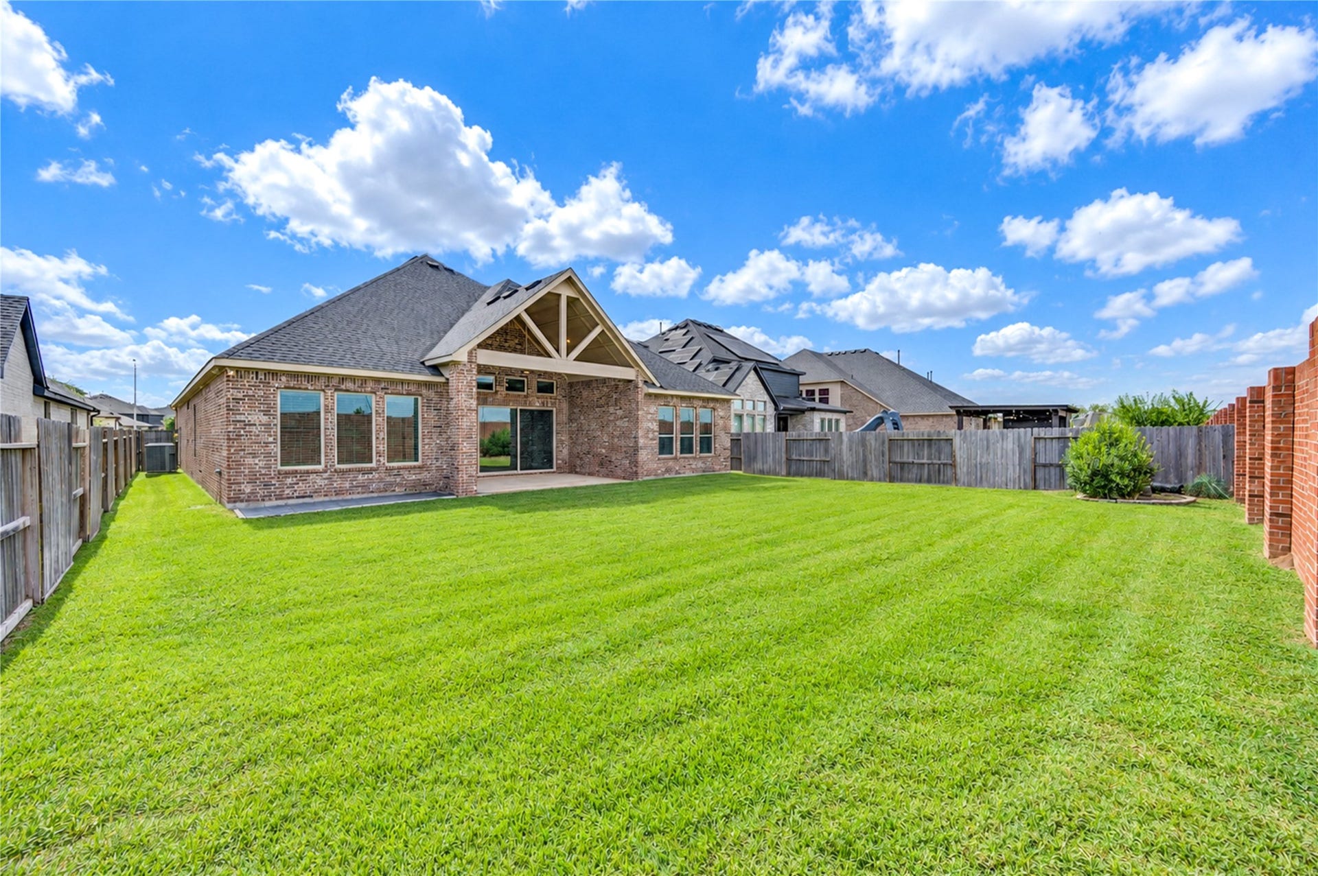 10515 Harvest Oak Court, Missouri City, TX 77459 10515 Harvest Oak Court, Missouri City, TX 77459