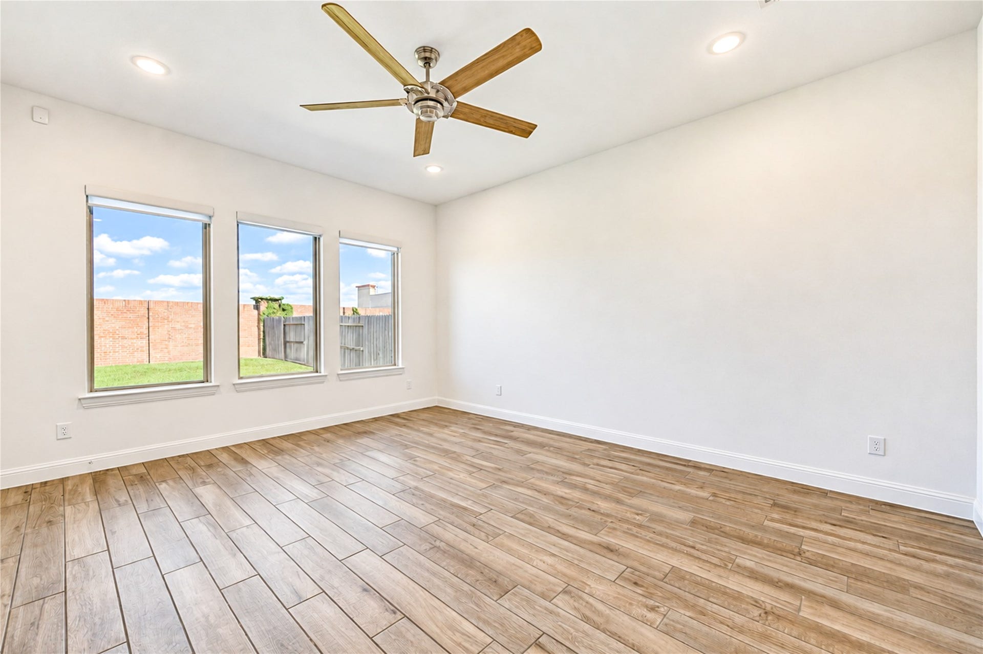 10515 Harvest Oak Court, Missouri City, TX 77459 10515 Harvest Oak Court, Missouri City, TX 77459