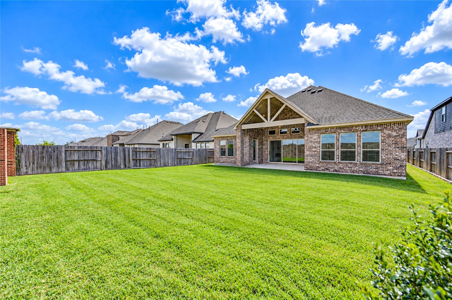 10515 Harvest Oak Court, Missouri City, TX 77459 10515 Harvest Oak Court, Missouri City, TX 77459