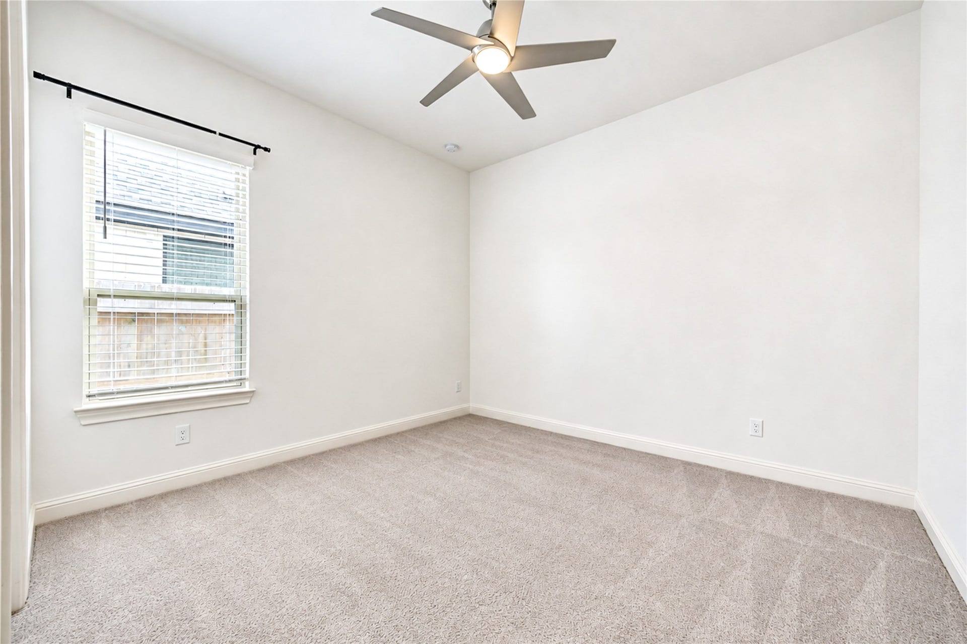 10515 Harvest Oak Court, Missouri City, TX 77459 10515 Harvest Oak Court, Missouri City, TX 77459